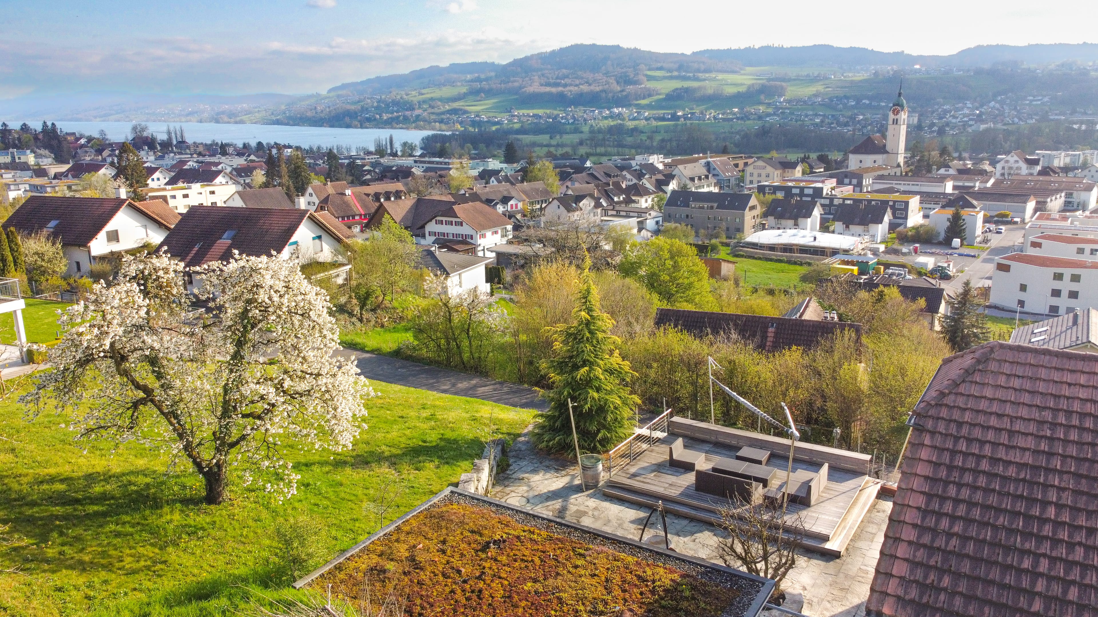 Landhaus mit Eleganz, Ruhe und Seesicht
