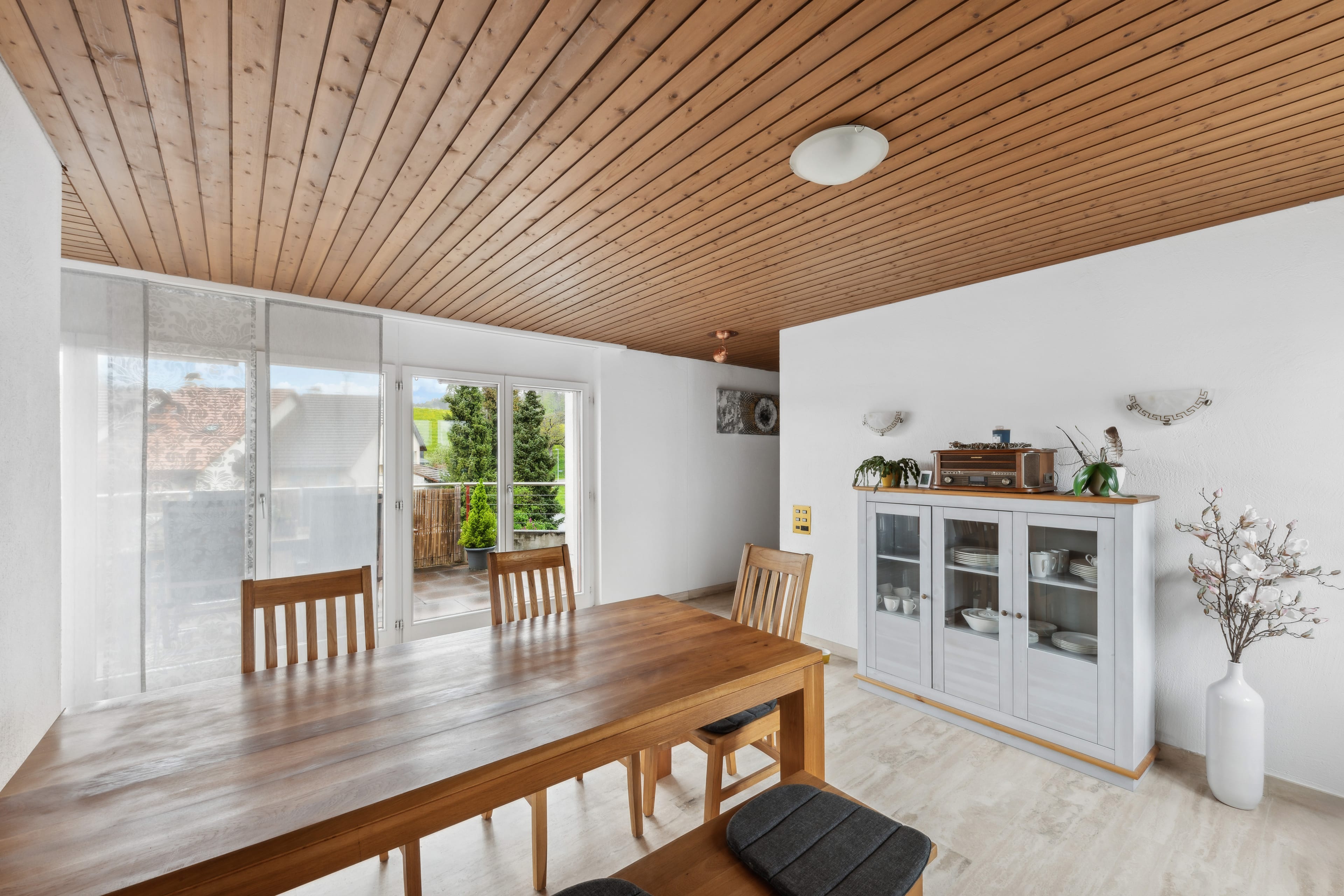 Den Sommer auf den Terrassen der hellen Attika- Maisonette in Henggart geniessen? - Bild 6