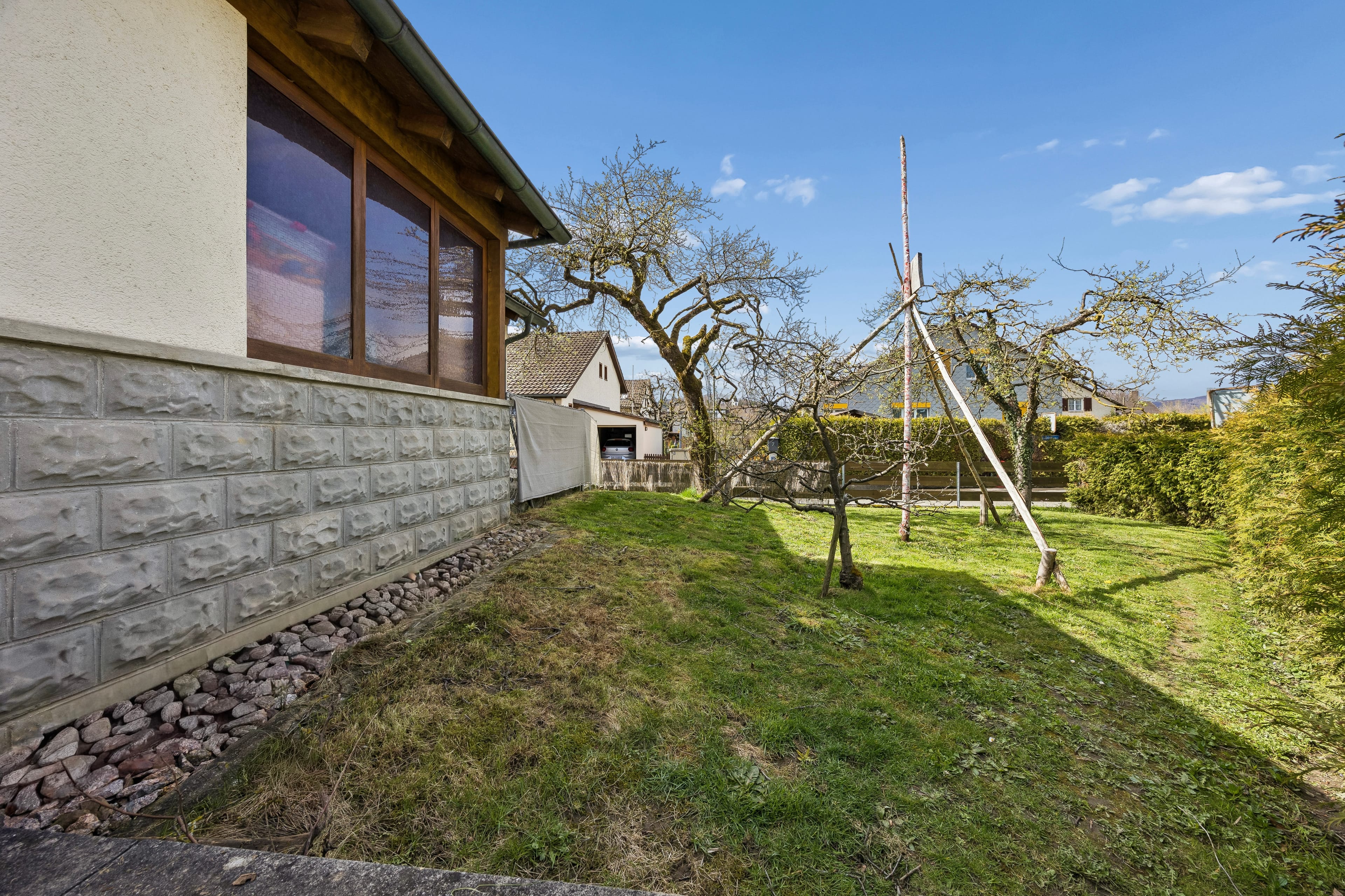 Einfamilienhaus mit Gartenidylle, grossem Aussenbereich und spannendem Ausbaupotenzial - 37