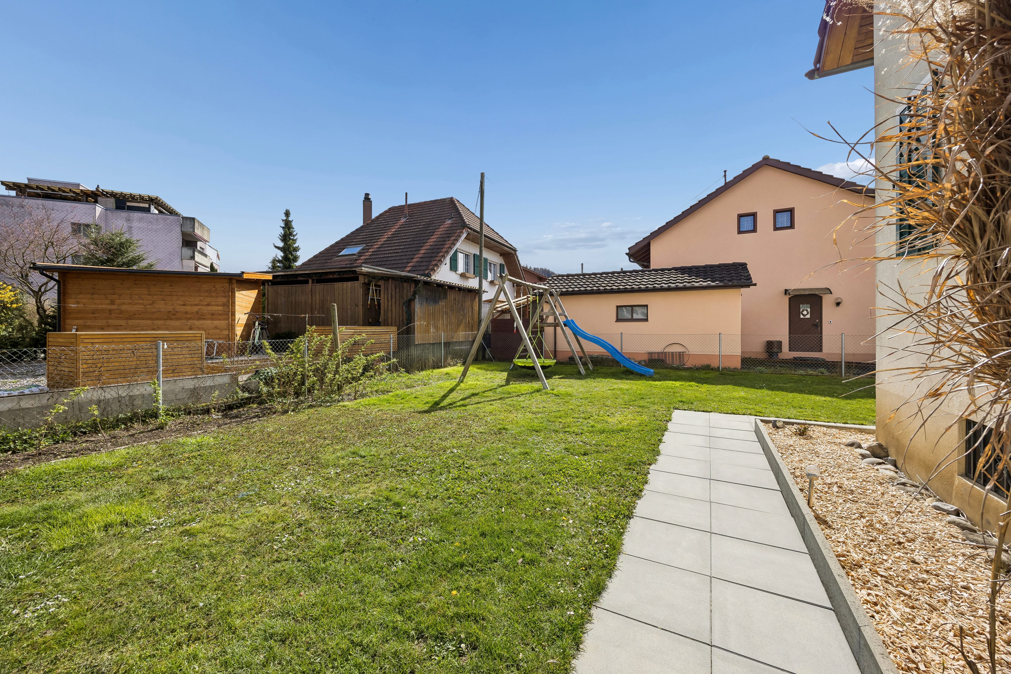 Einfamilienhaus mit Gartenidylle, grossem Aussenbereich und spannendem Ausbaupotenzial - 38