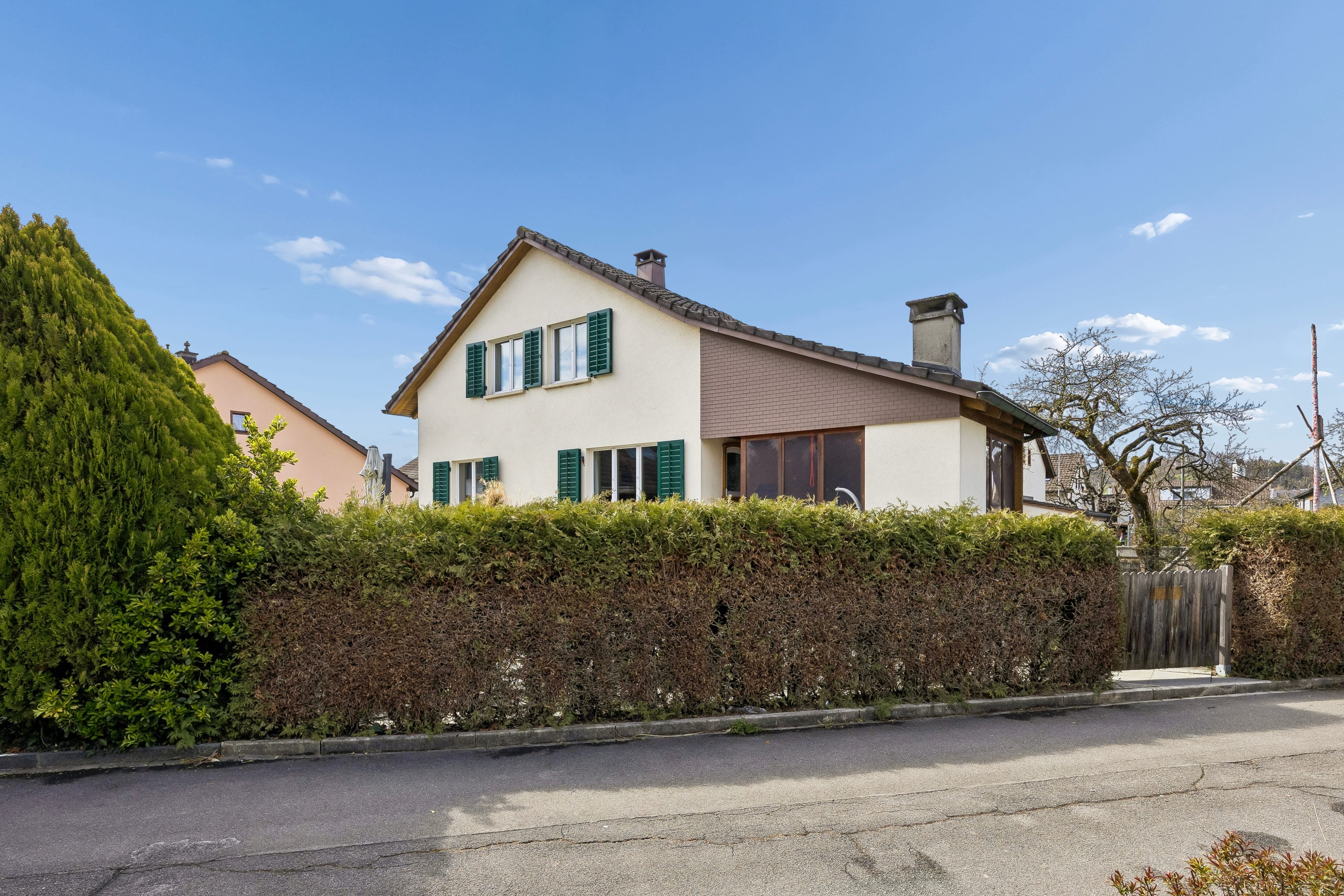 Einfamilienhaus mit Gartenidylle, grossem Aussenbereich und spannendem Ausbaupotenzial - 40