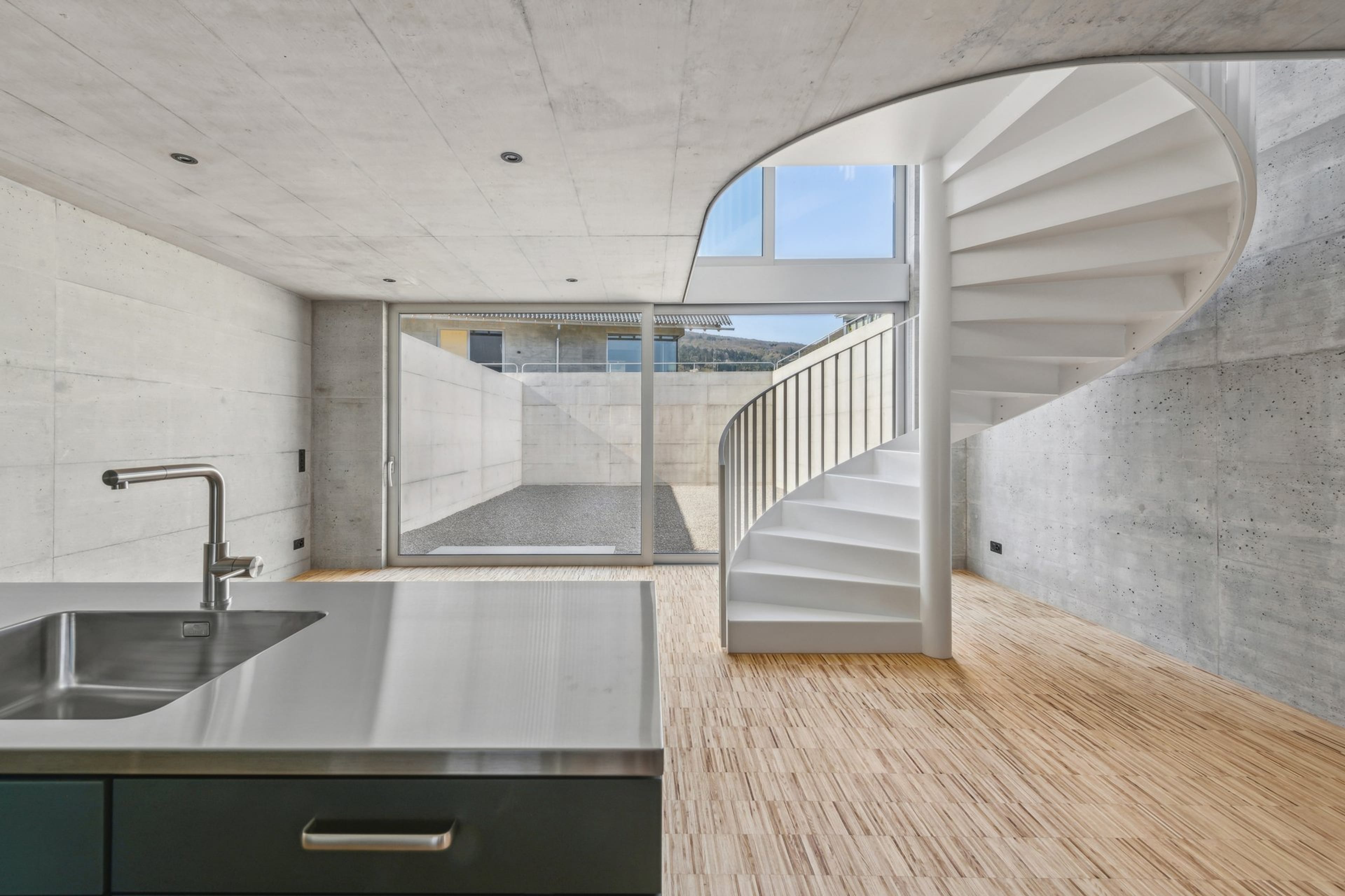 Luxuriöses Townhouse-Wohnen mit atemberaubendem Atrium und modernem Design - Bild 5