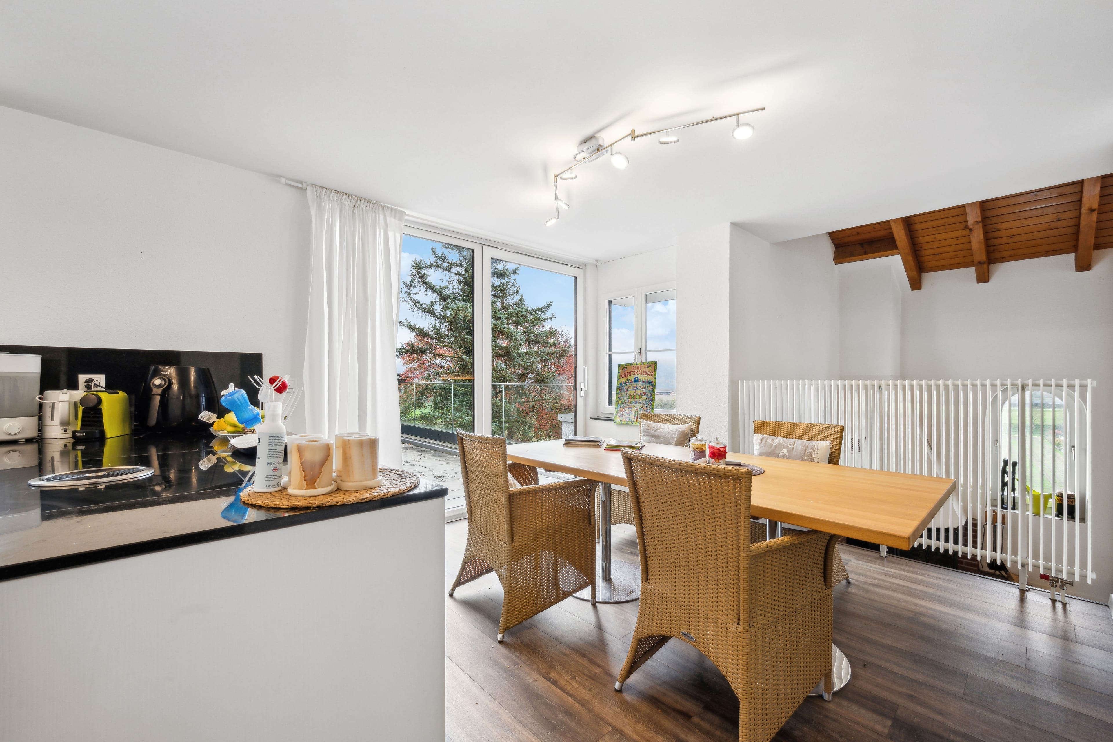 Exklusives Wohnen mit Aussicht: Einfamilienhaus mit Einliegerwohnung - Bild 5