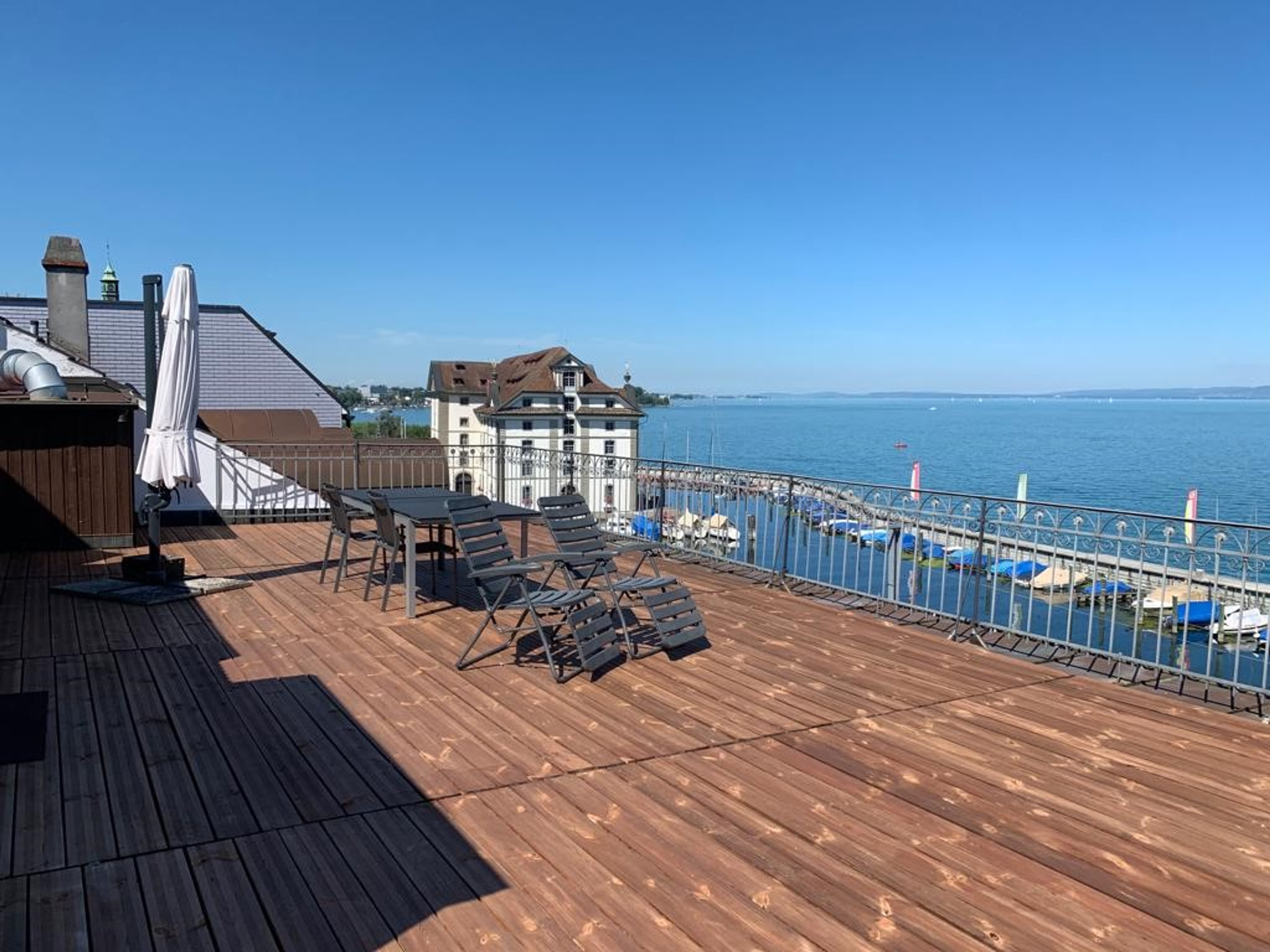 Lakefront Investment! MFH mit 12 Einheiten - erstklassiger Lage! - Bild 6