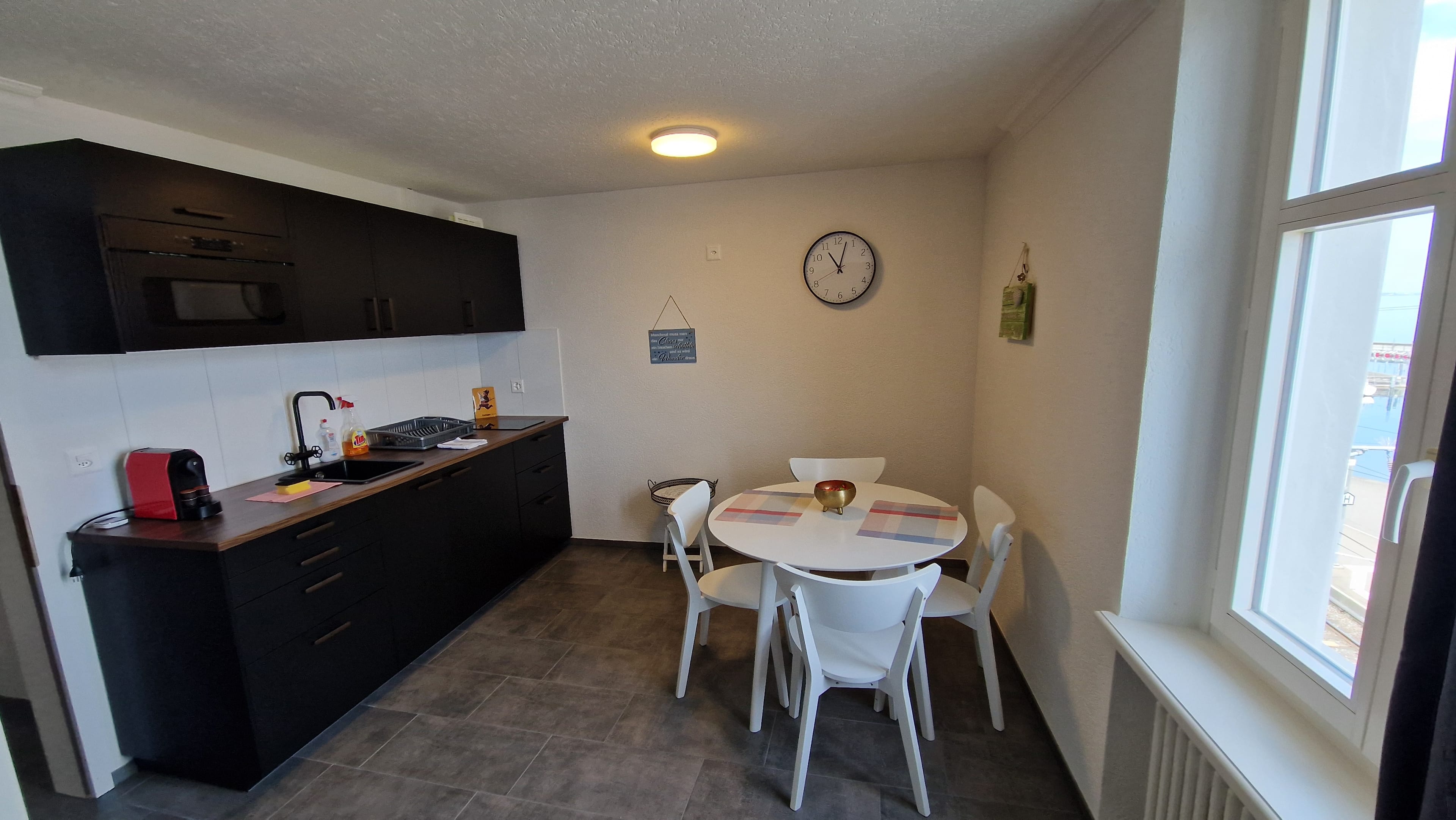 Lakefront Investment! MFH mit 12 Einheiten - erstklassiger Lage! - 10