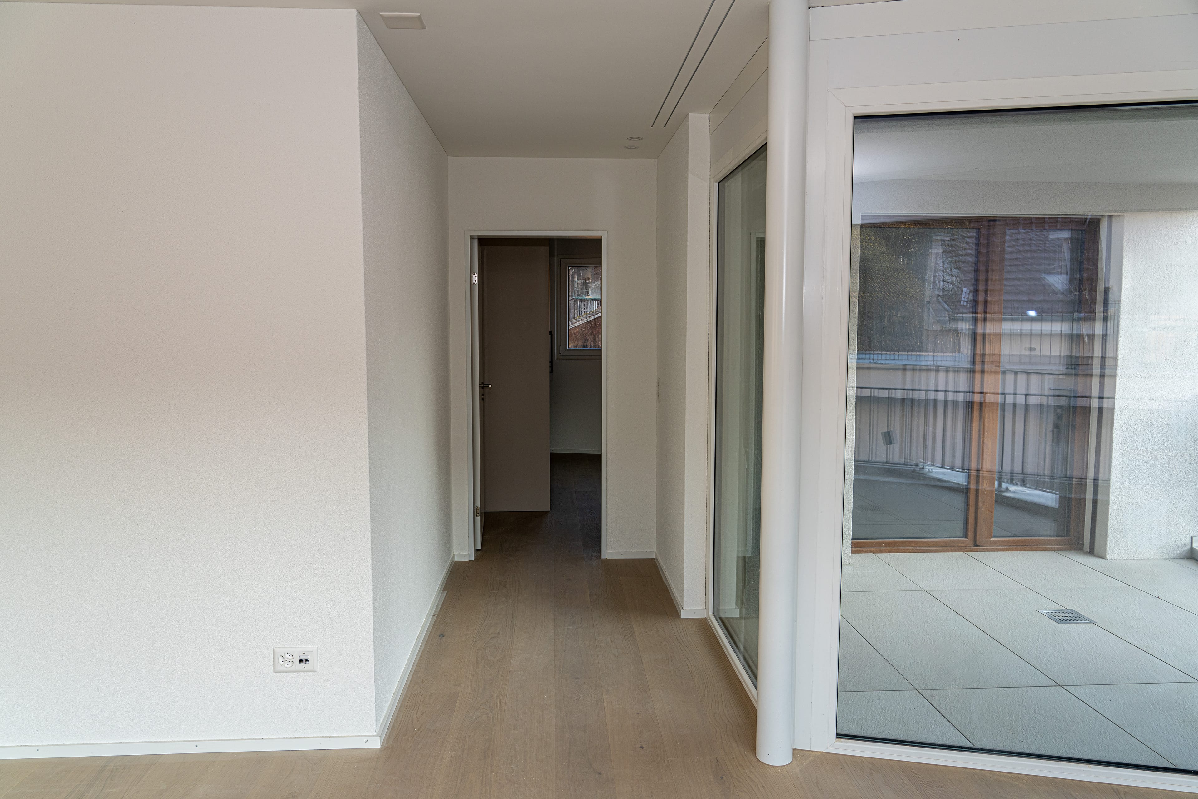 Moderne 3.5-Zimmer-Wohnung mit Aussicht in Obermumpf - 8