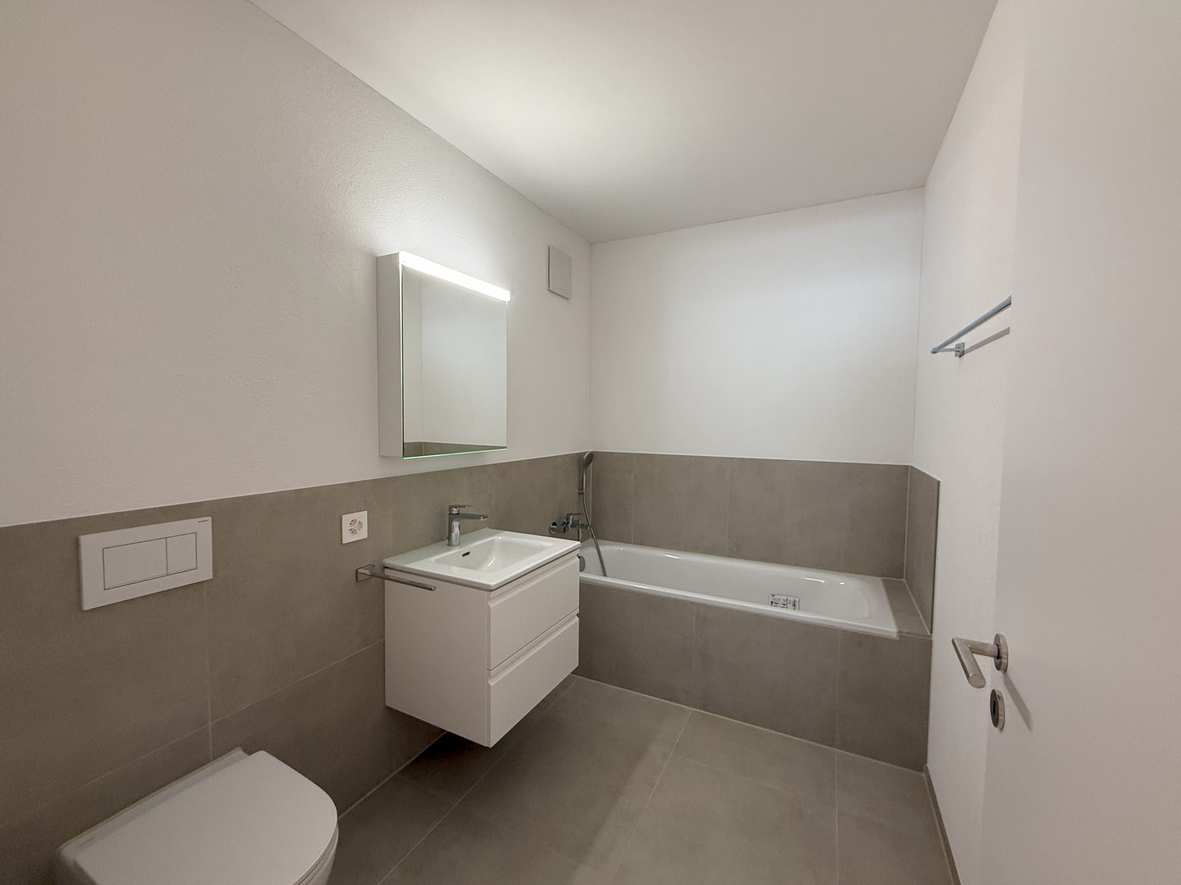 Exklusive Neubauwohnung mit grosser Terrasse in Schaffhausen - 6