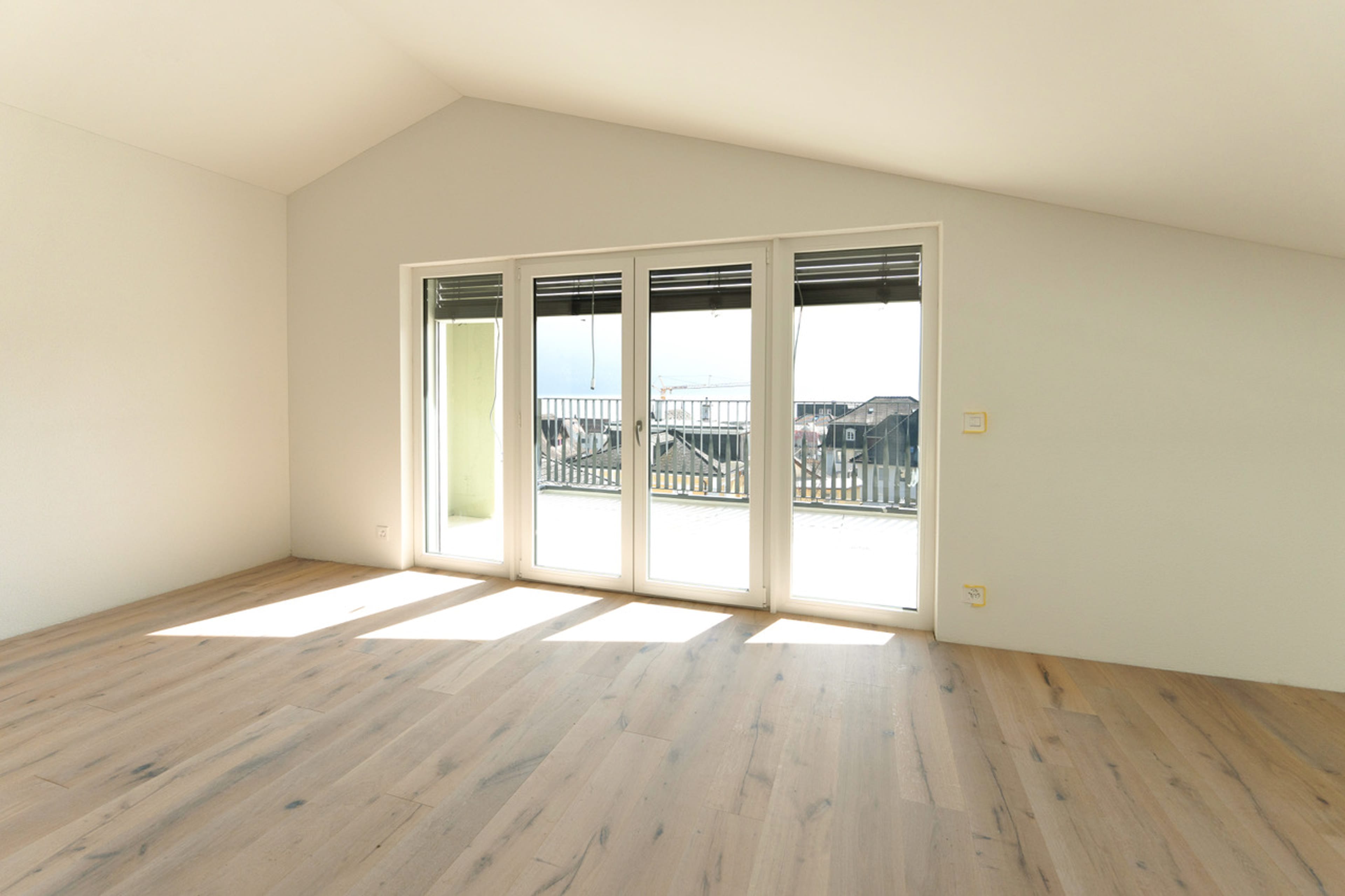 Luxuriöses Wohnen mit Smart-Home-Komfort und Panoramablick - Bild 3