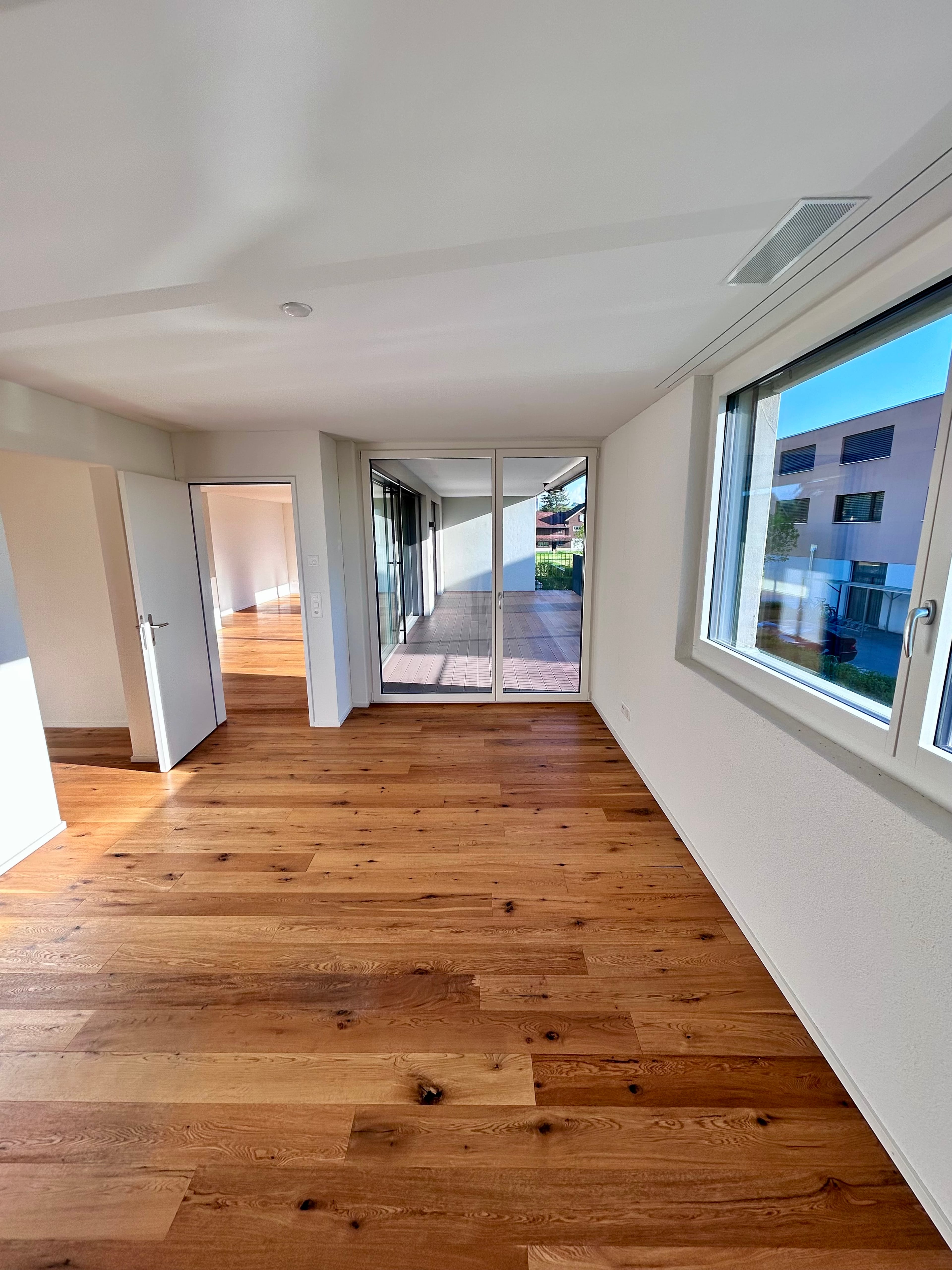 Helle 4.5-Zimmer-Wohnung mit Balkon in Neudorf kaufen - 9