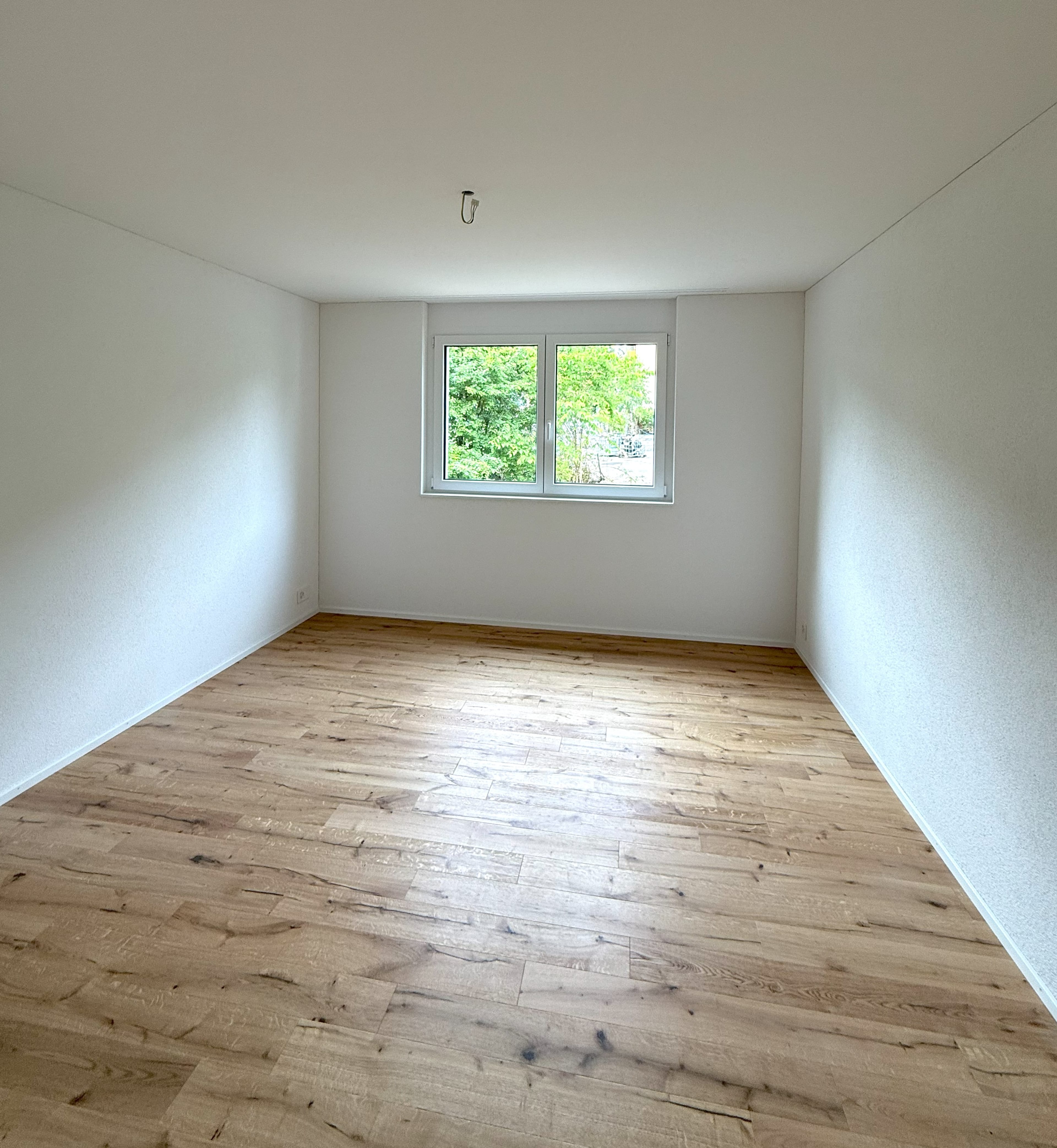 Sommer-Aktion - jetzt profitieren: 50% Rabatt auf die erste Miete! 
Erleben Sie urbanen Chic mit Terrasse und hochwertiger Küche - 8
