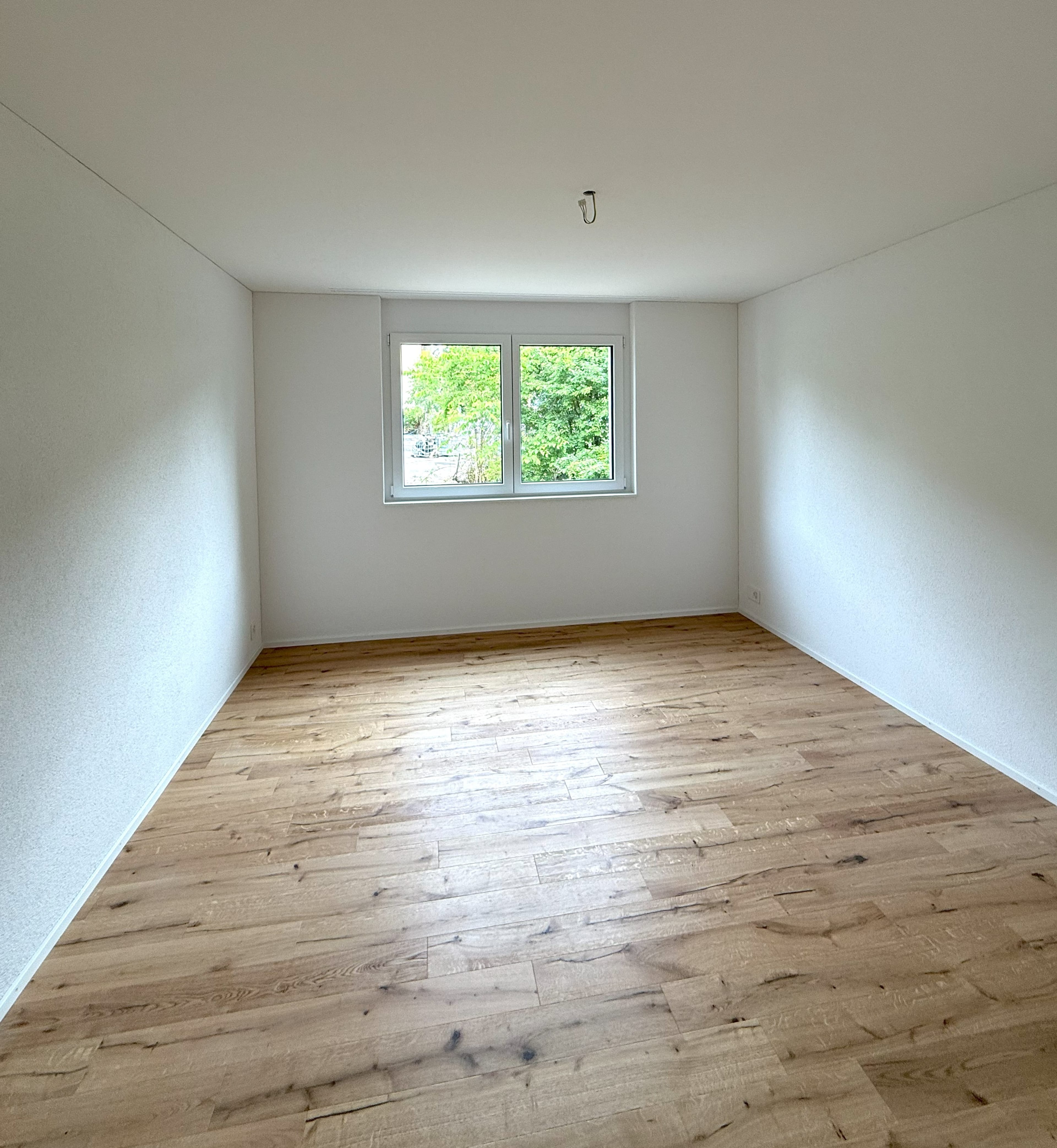 Sommer-Aktion - jetzt profitieren: 50% Rabatt auf die erste Miete! 
Erleben Sie urbanen Chic mit Terrasse und hochwertiger Küche - 9