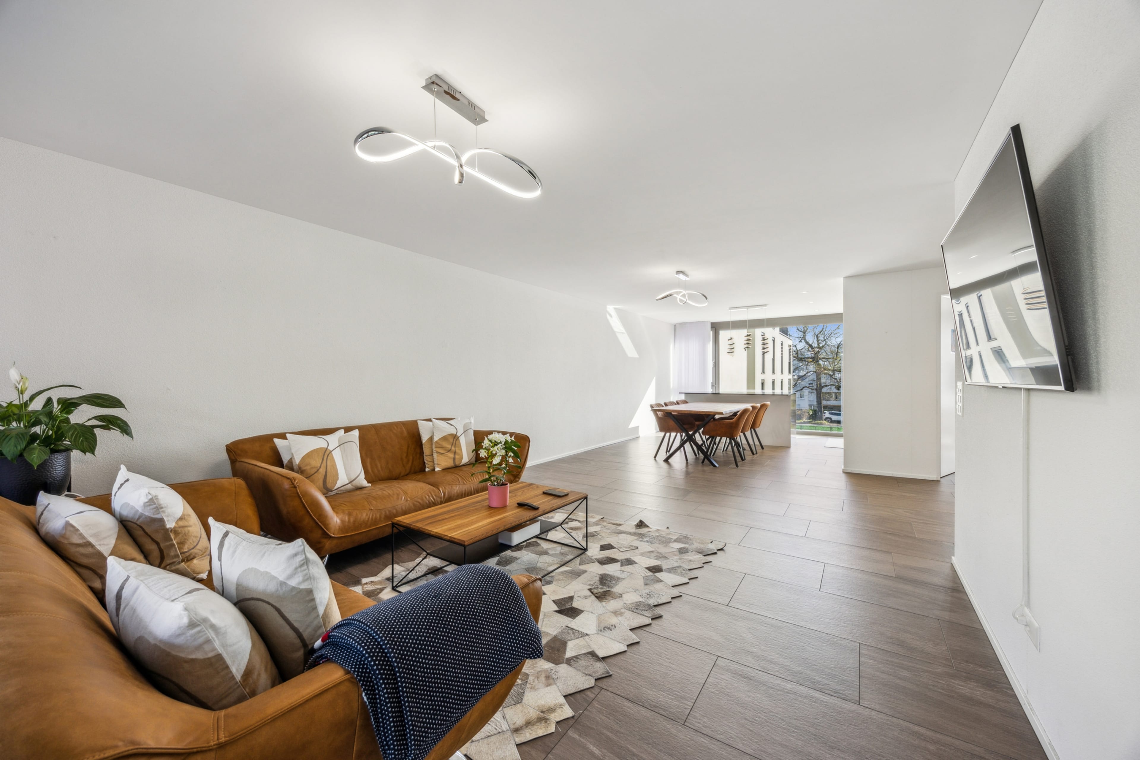 Moderne 3.5-Zimmer-Wohnung an zentraler Lage in Menziken - Bild 2