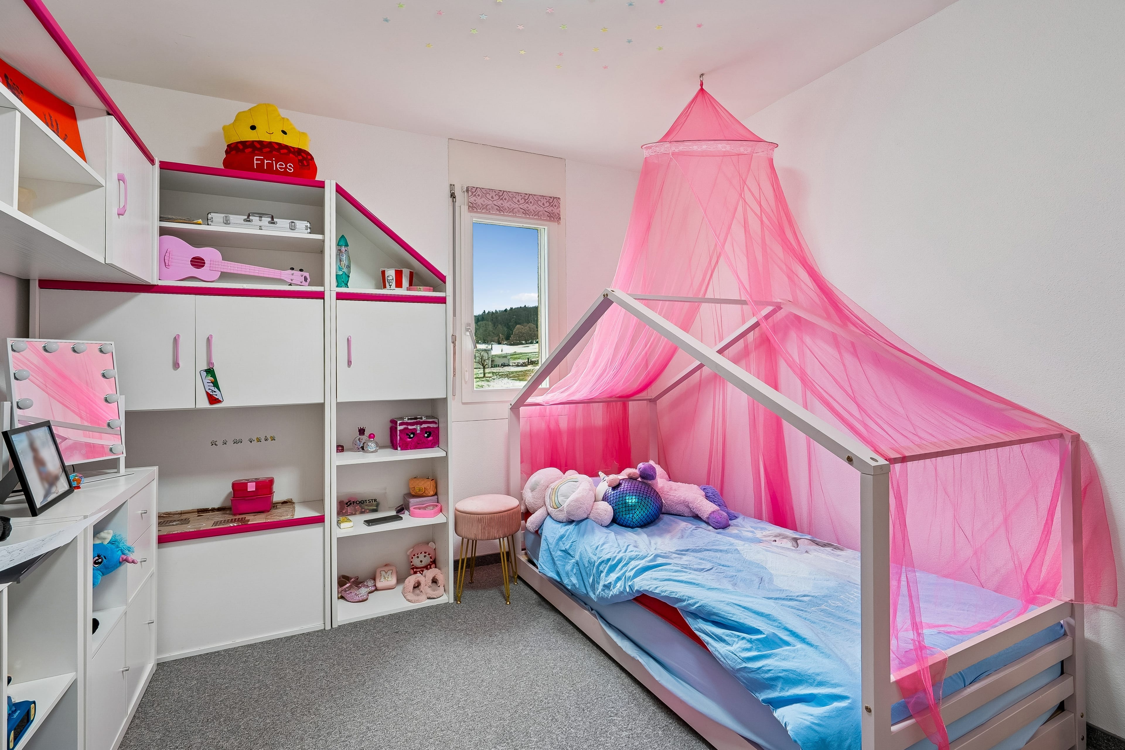 Familienfreundliche 5.5-Zimmer-Wohnung mit viel Raum und Komfort - 7