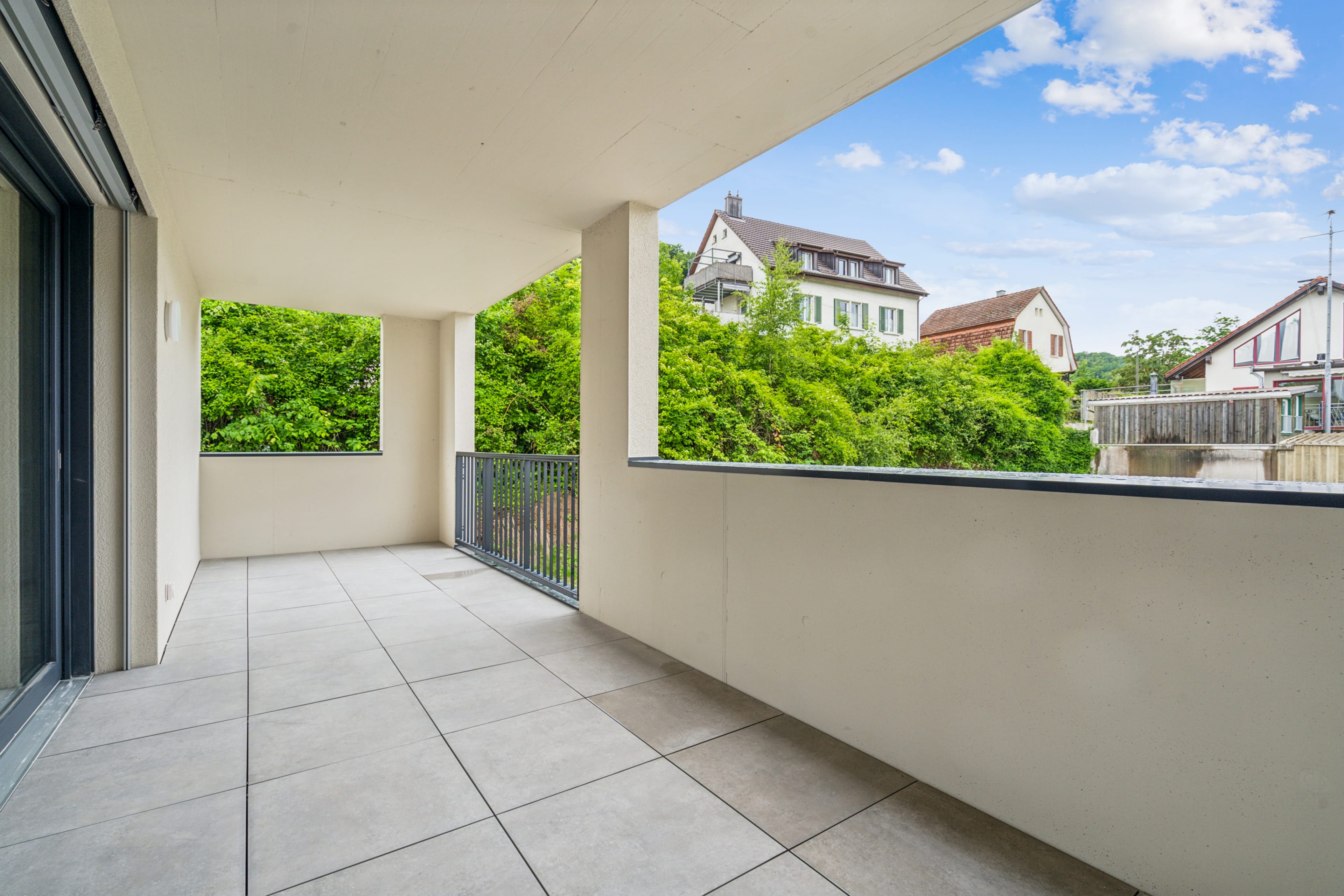 Neubau-Wohnung mit grosser Terrasse und exzellenter Ausstattung - 17