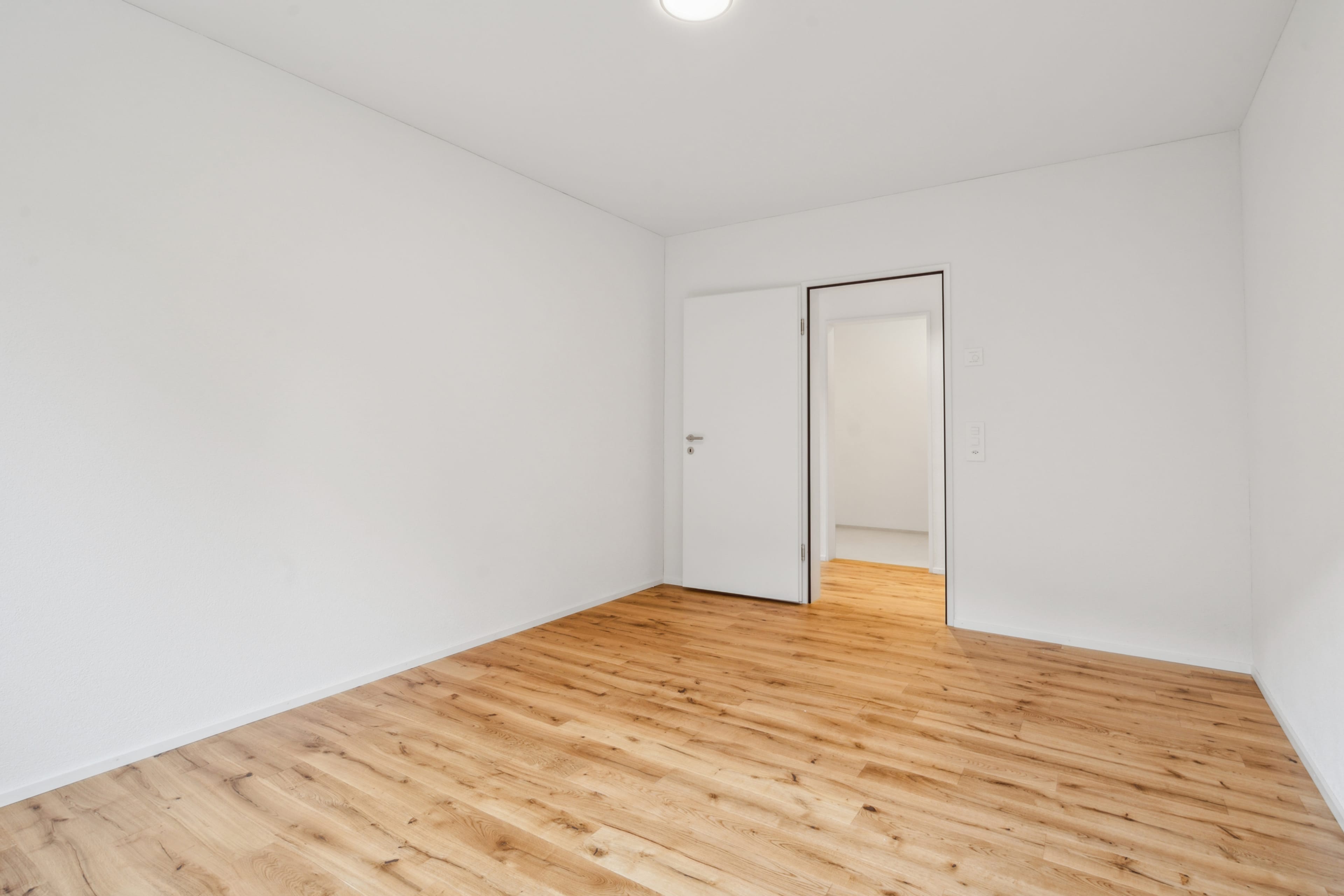 Neubau-Wohnung mit grosser Terrasse und exzellenter Ausstattung - 5