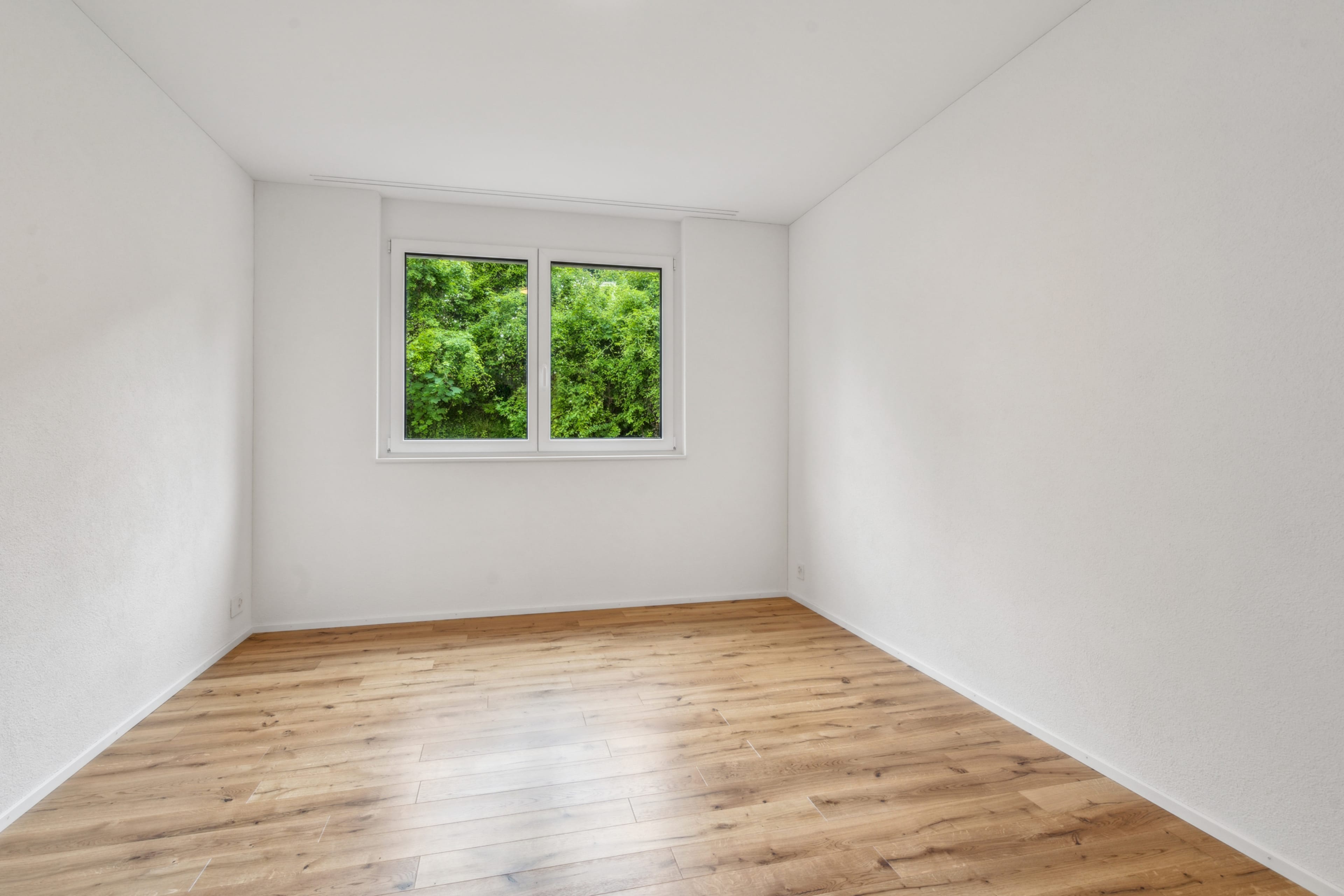 Neubau-Wohnung mit grosser Terrasse und exzellenter Ausstattung - 4