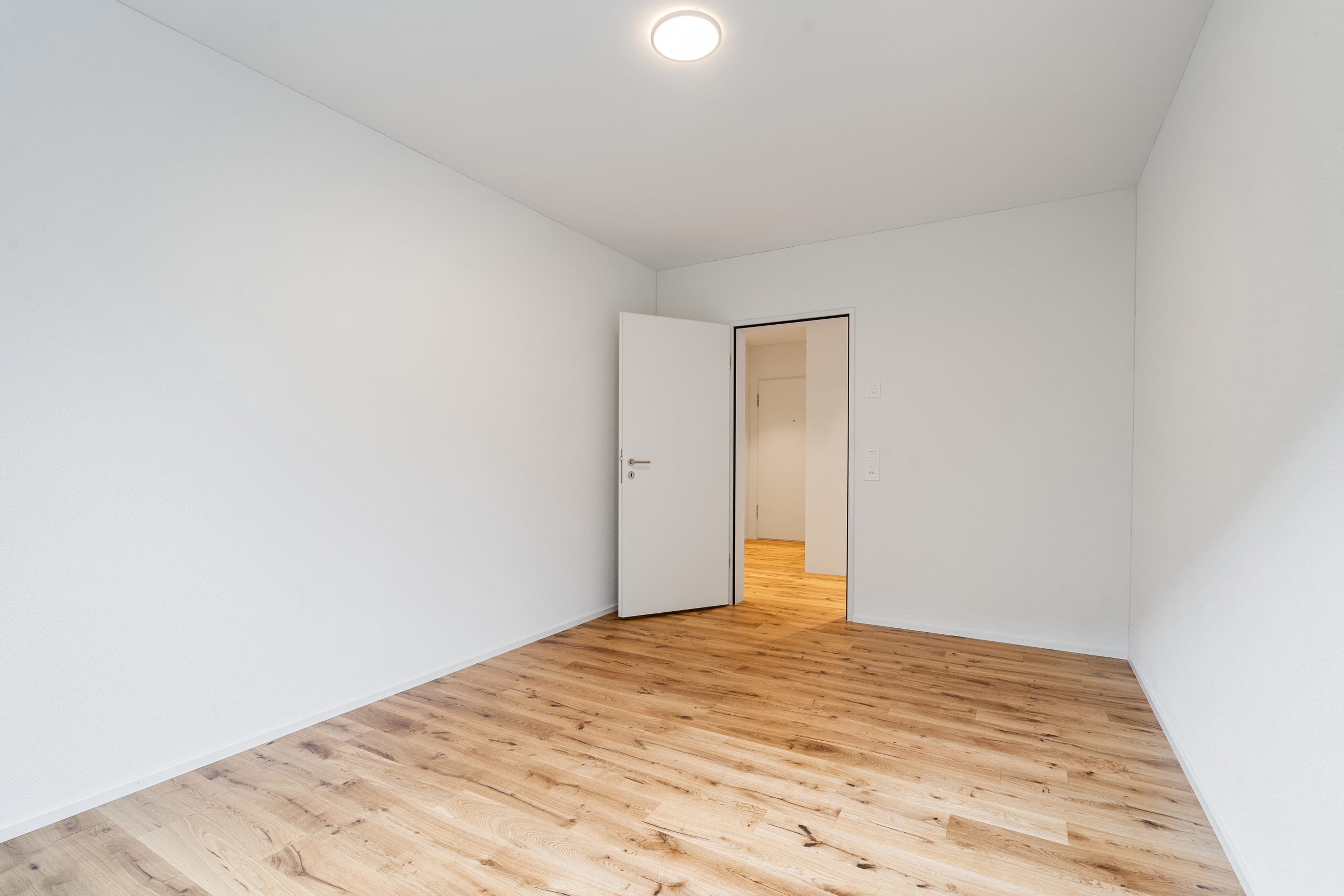 Neubau-Wohnung mit grosser Terrasse und exzellenter Ausstattung - 8