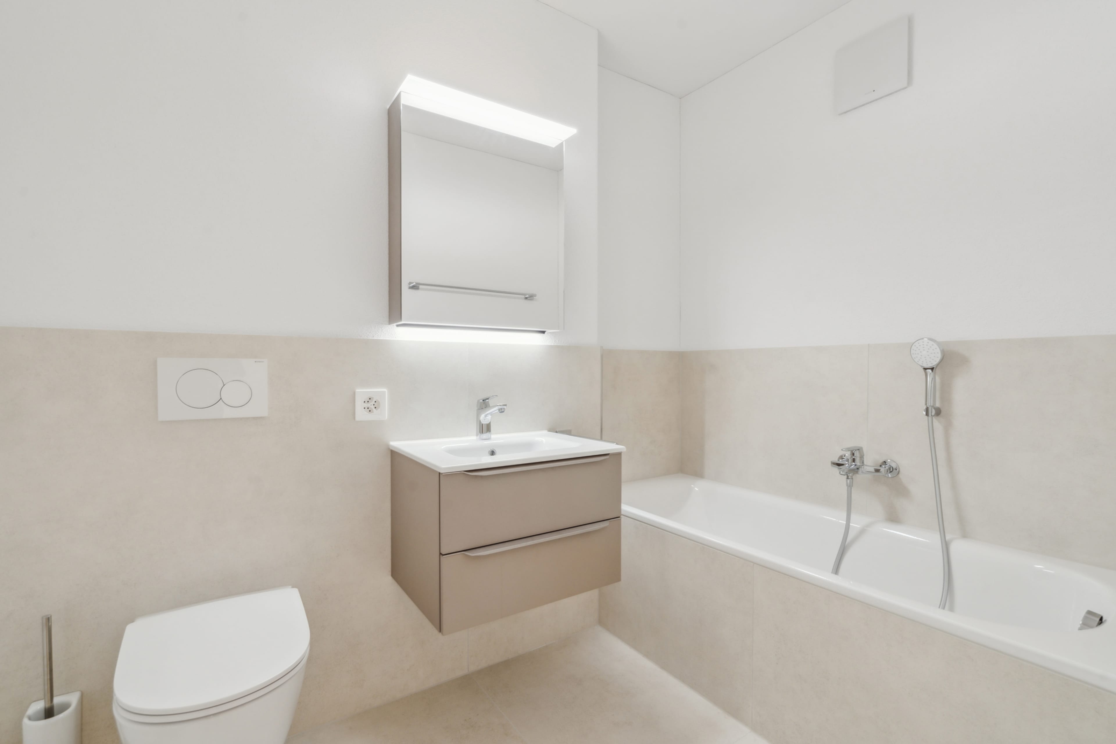 Neubau-Wohnung mit grosser Terrasse und exzellenter Ausstattung - 11