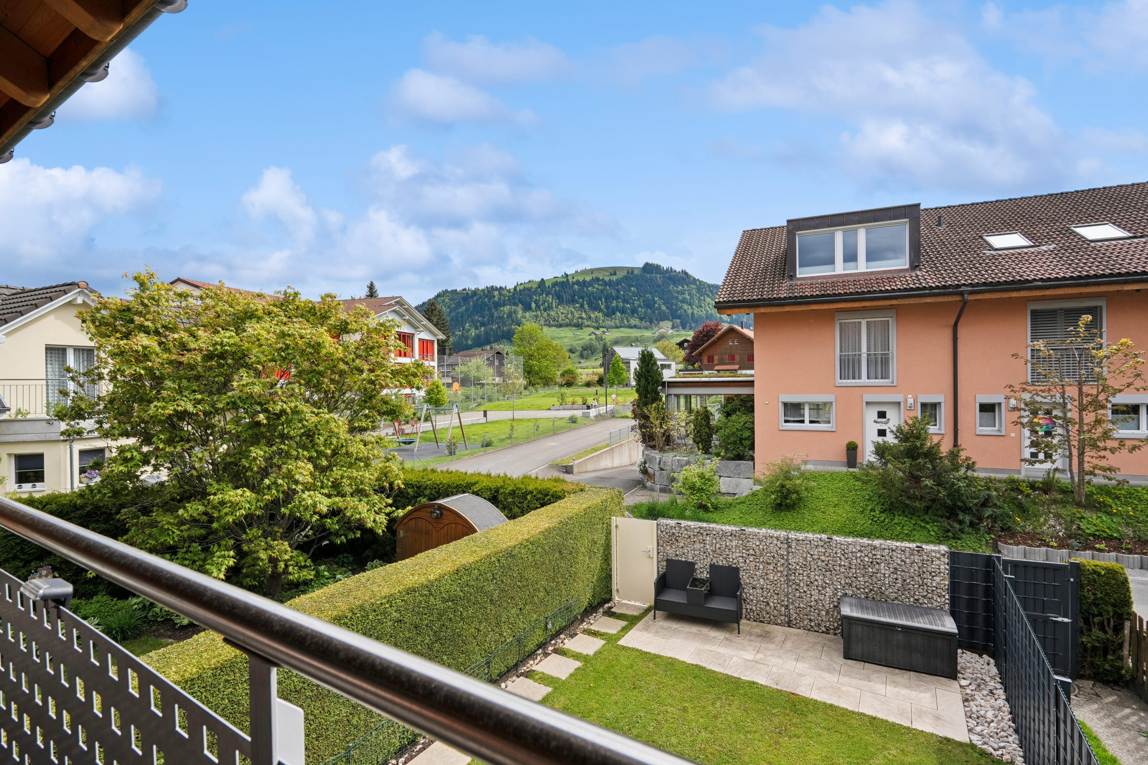 Charmantes 5,5 Zimmer Reihenhaus in Gross kaufen - 12