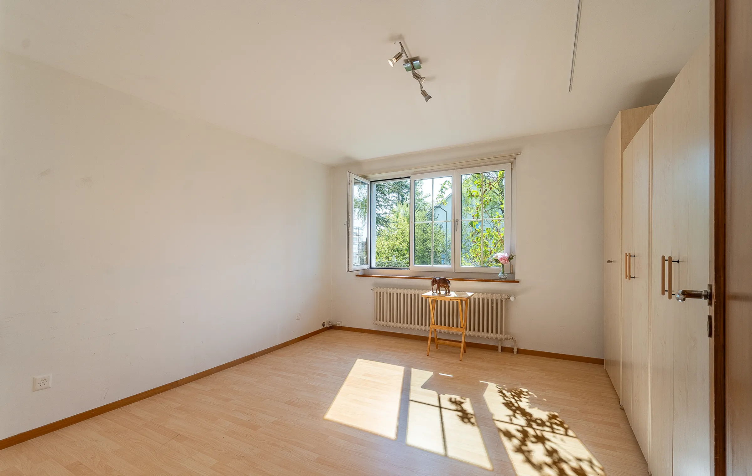 Haus im Dornröschenschlaf - 14