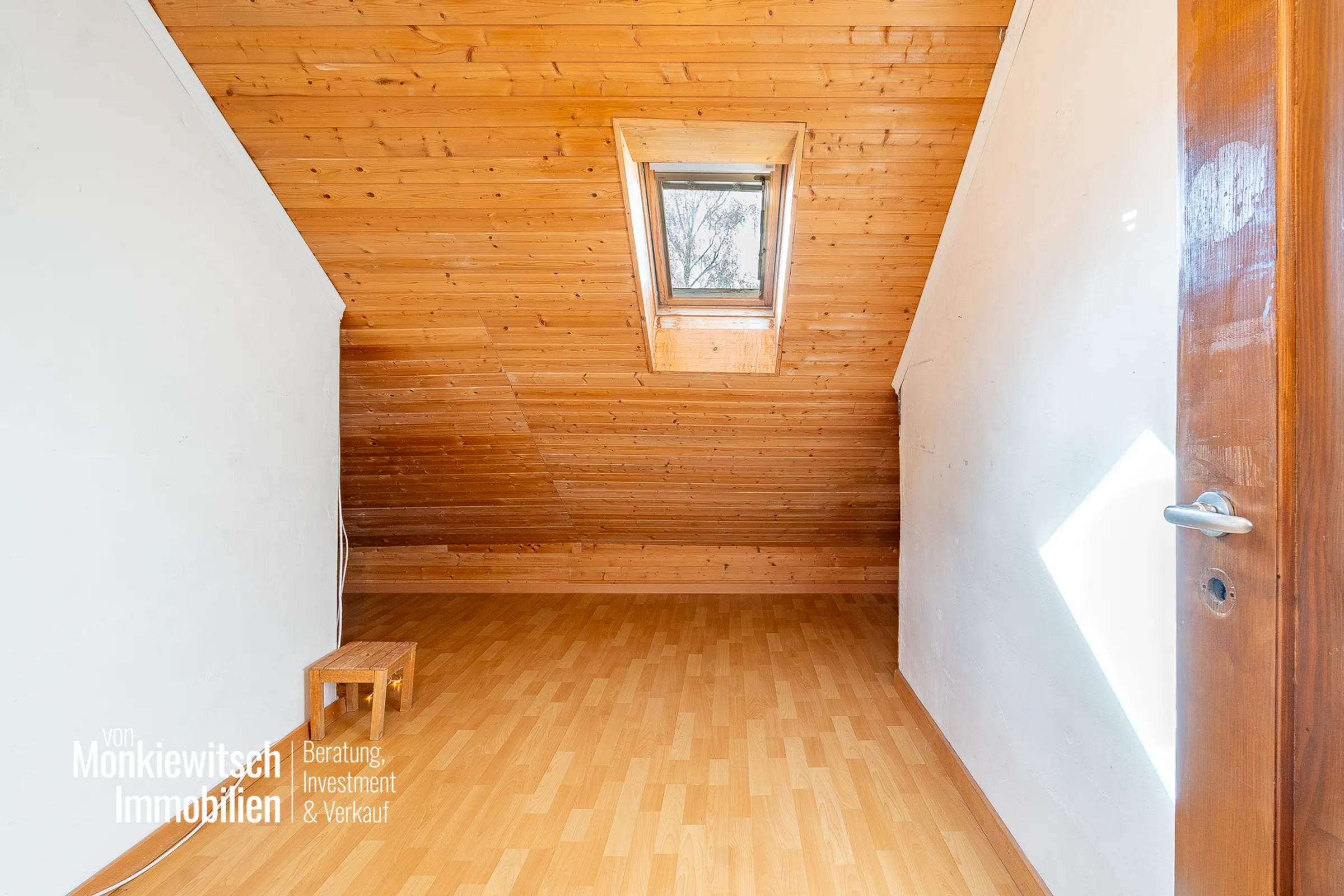 Haus im Dornröschenschlaf - 21