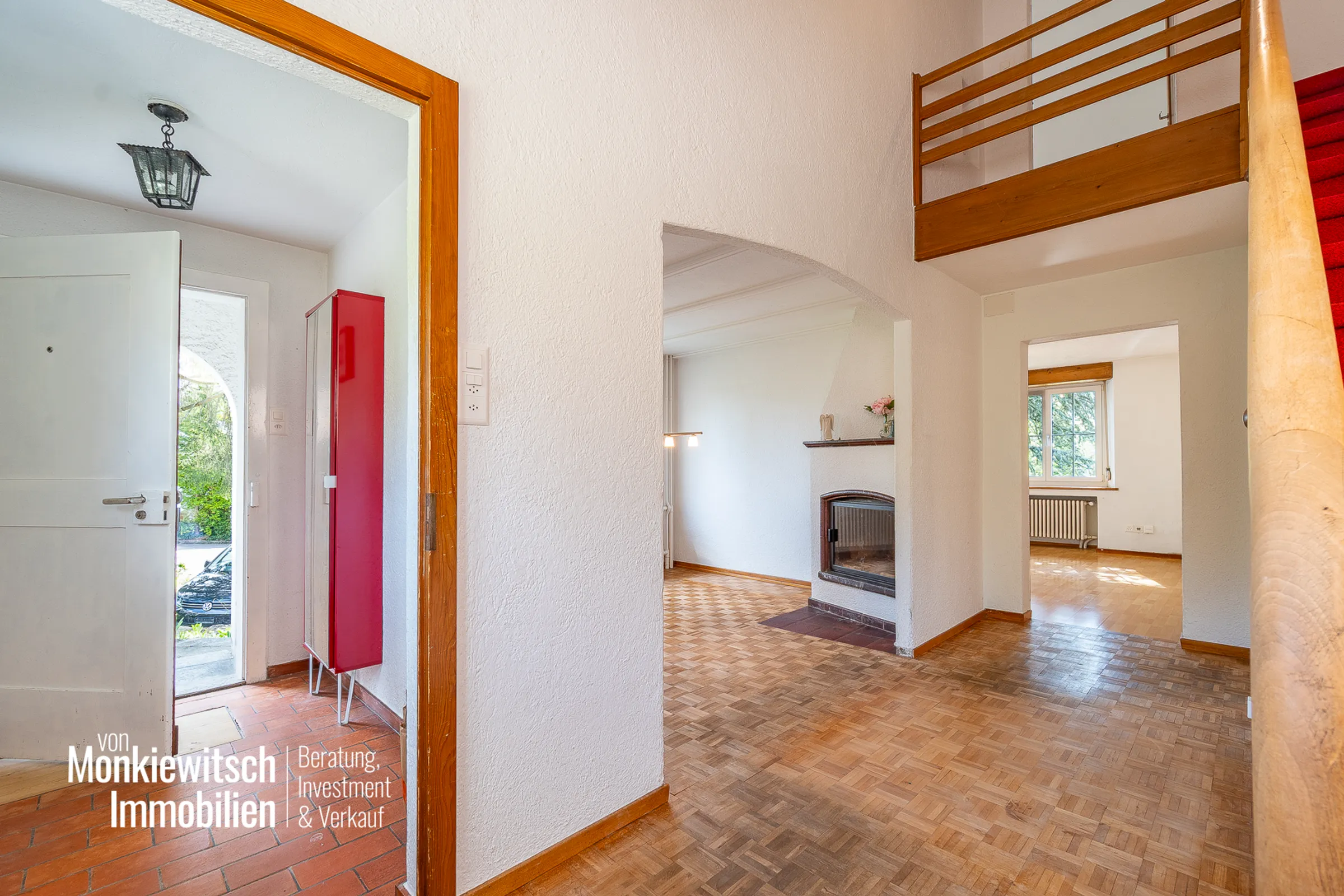 Haus im Dornröschenschlaf - 8