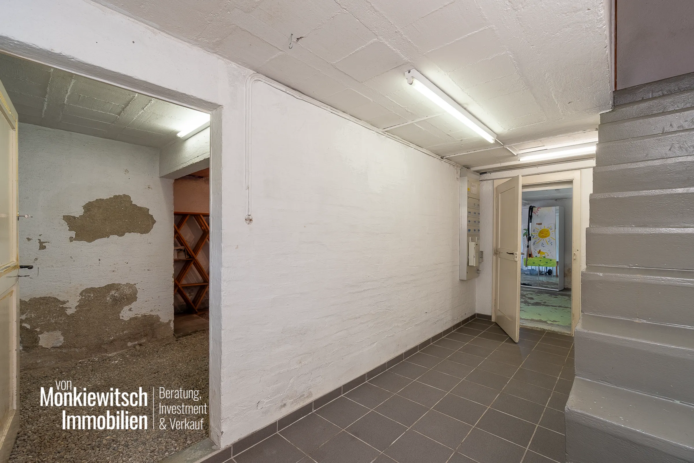 Haus im Dornröschenschlaf - 23