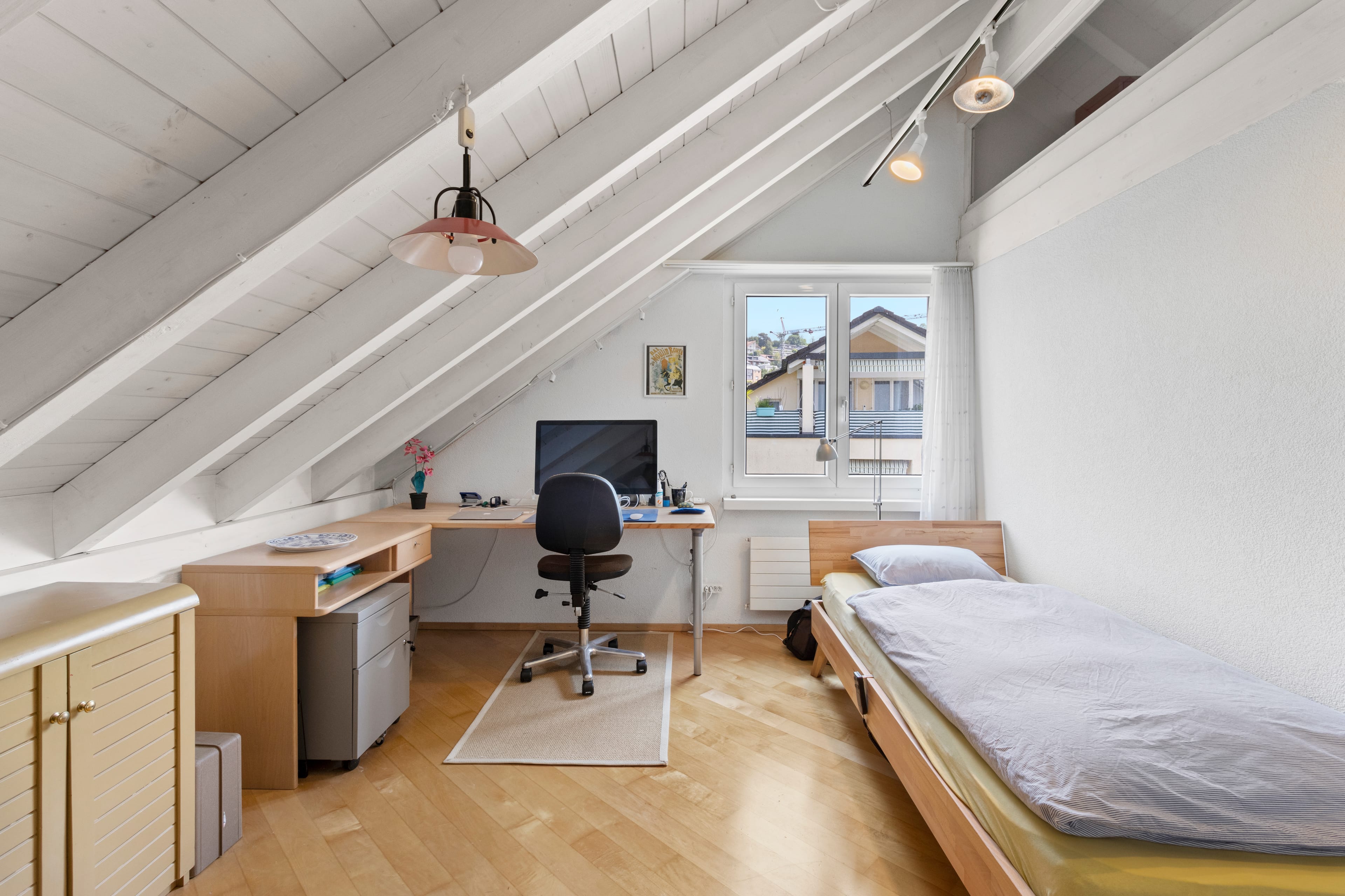 Schicke Dach-
Maisonettewohnung
mit sonnigem Balkon - 10