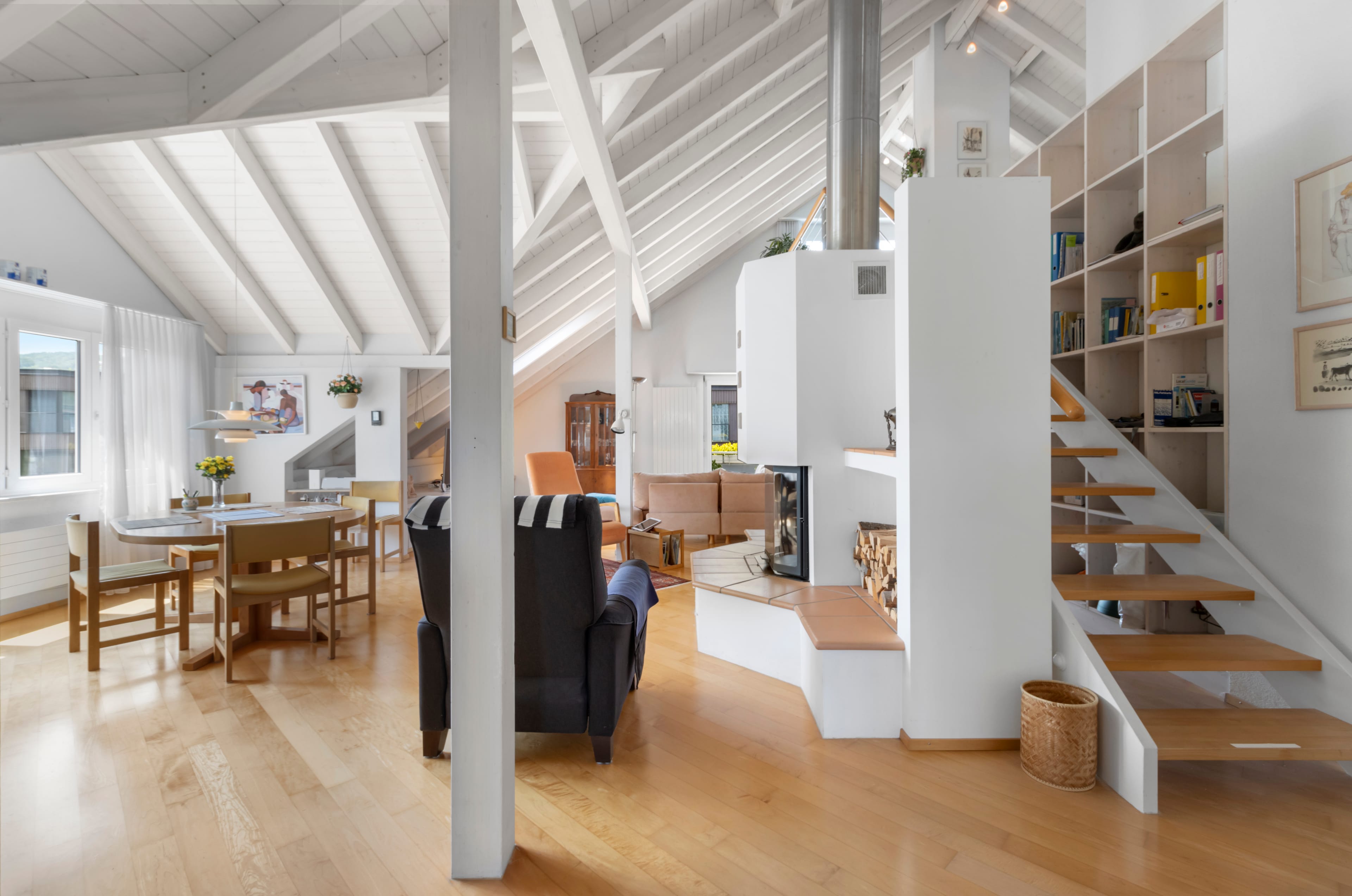 Schicke Dach-
Maisonettewohnung
mit sonnigem Balkon - Bild 6