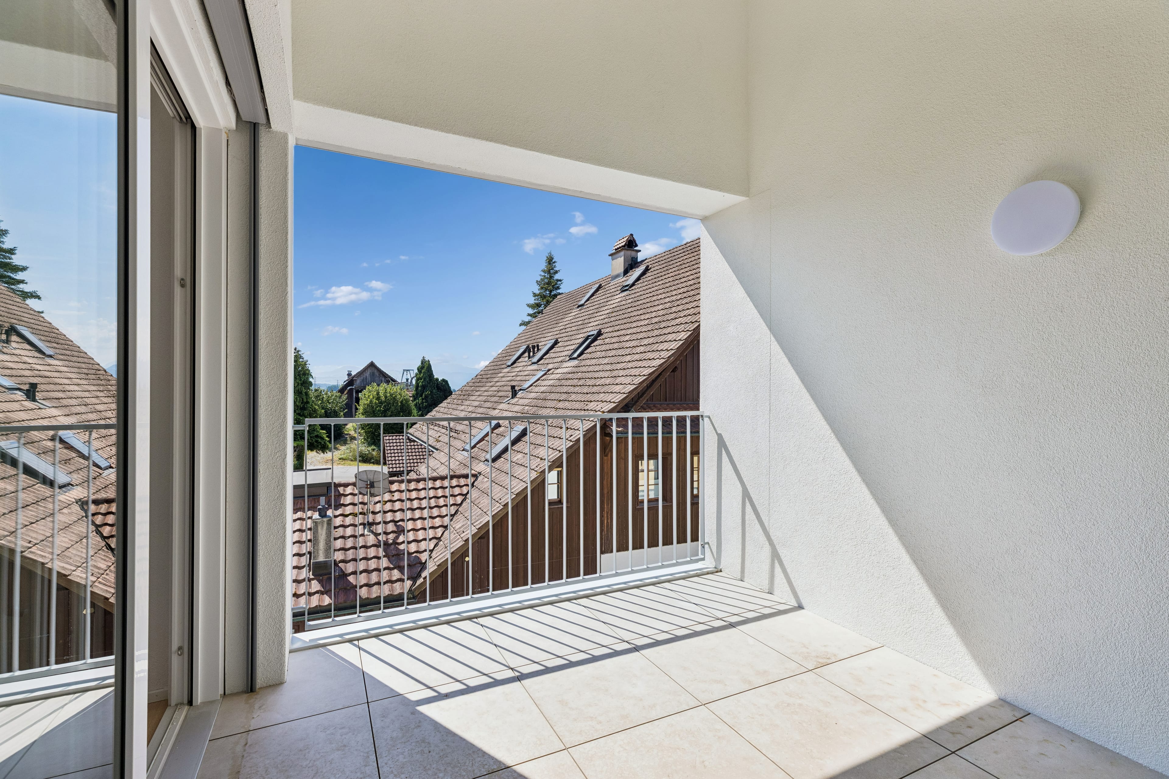 Moderne 3.5-Zimmer-Dachwohnung – lichtdurchflutet & einladend - 5