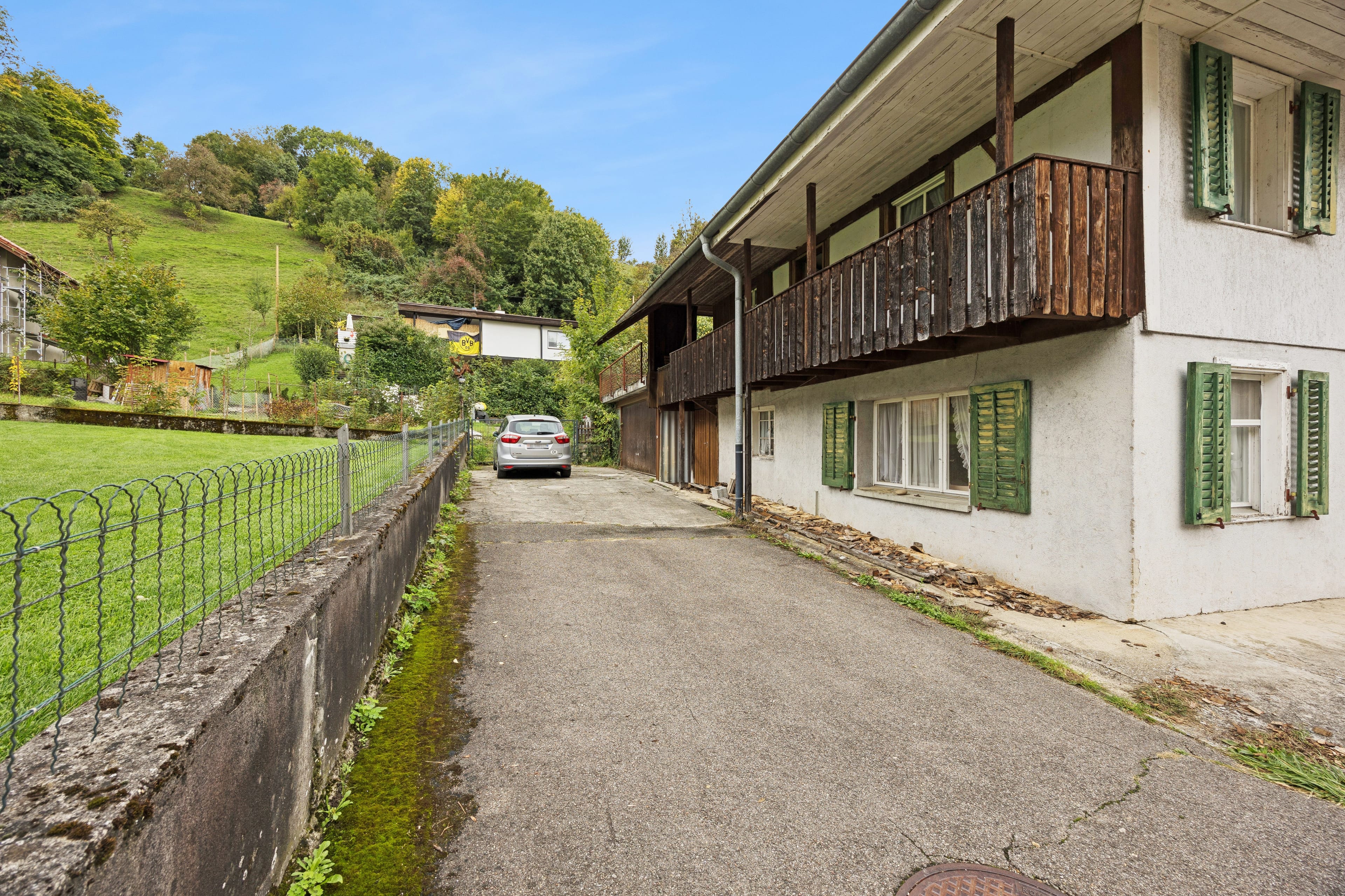 Grosszügiges 7-Zimmer-Haus in Leibstadt mit grosser Dachterrasse und viel Potenzial - 16
