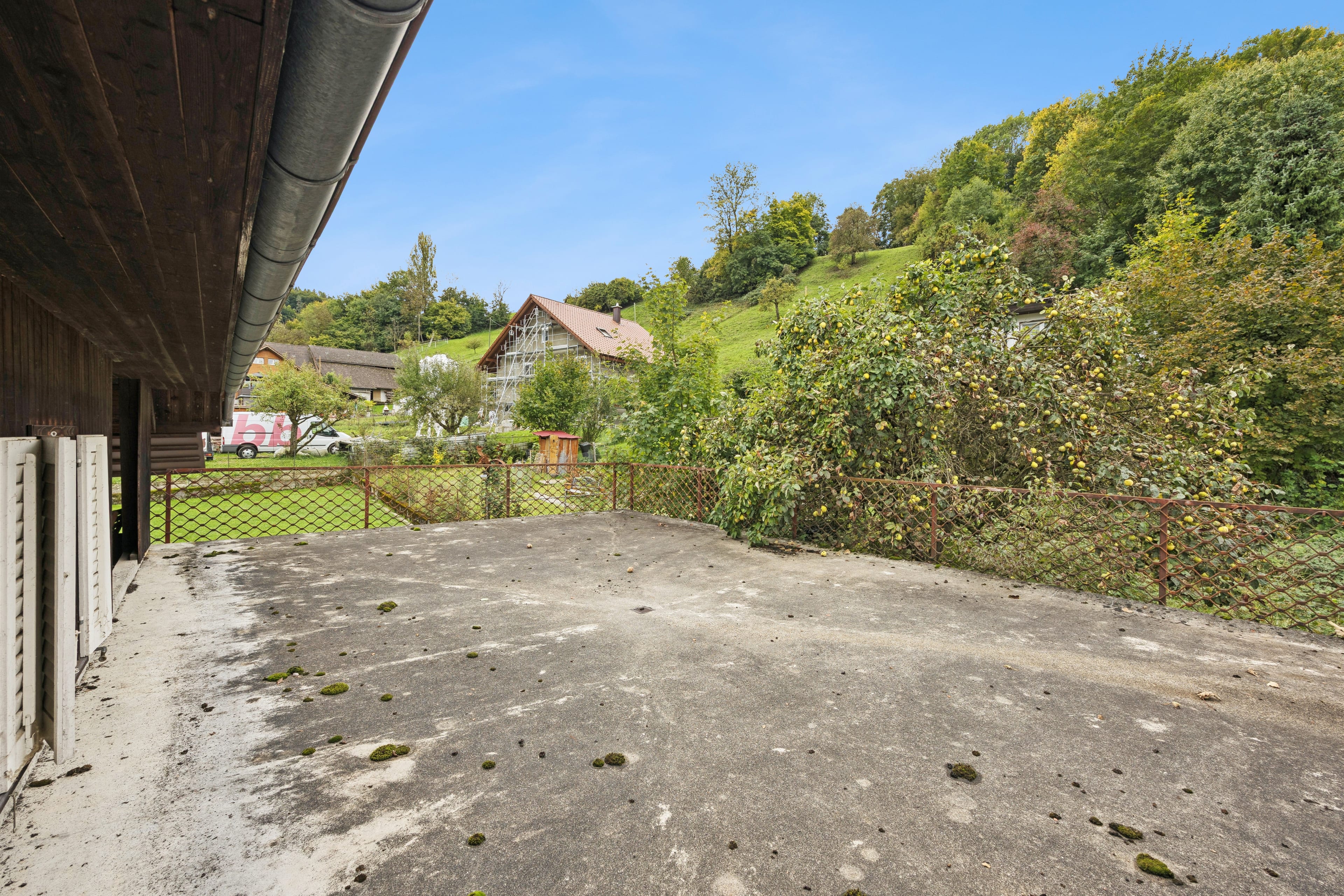 Grosszügiges 7-Zimmer-Haus in Leibstadt mit grosser Dachterrasse und viel Potenzial - 5