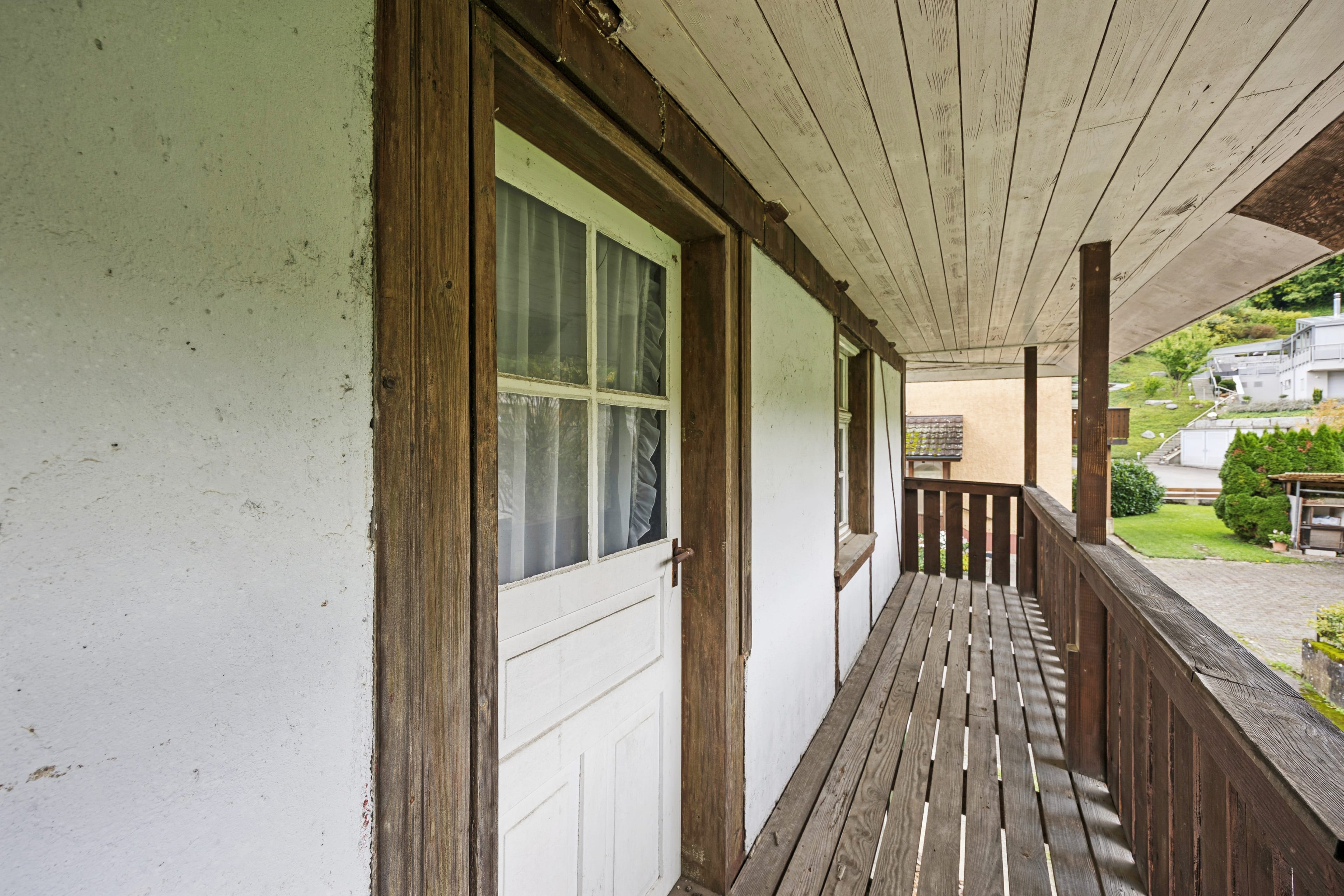 Grosszügiges 7-Zimmer-Haus in Leibstadt mit grosser Dachterrasse und viel Potenzial - 17