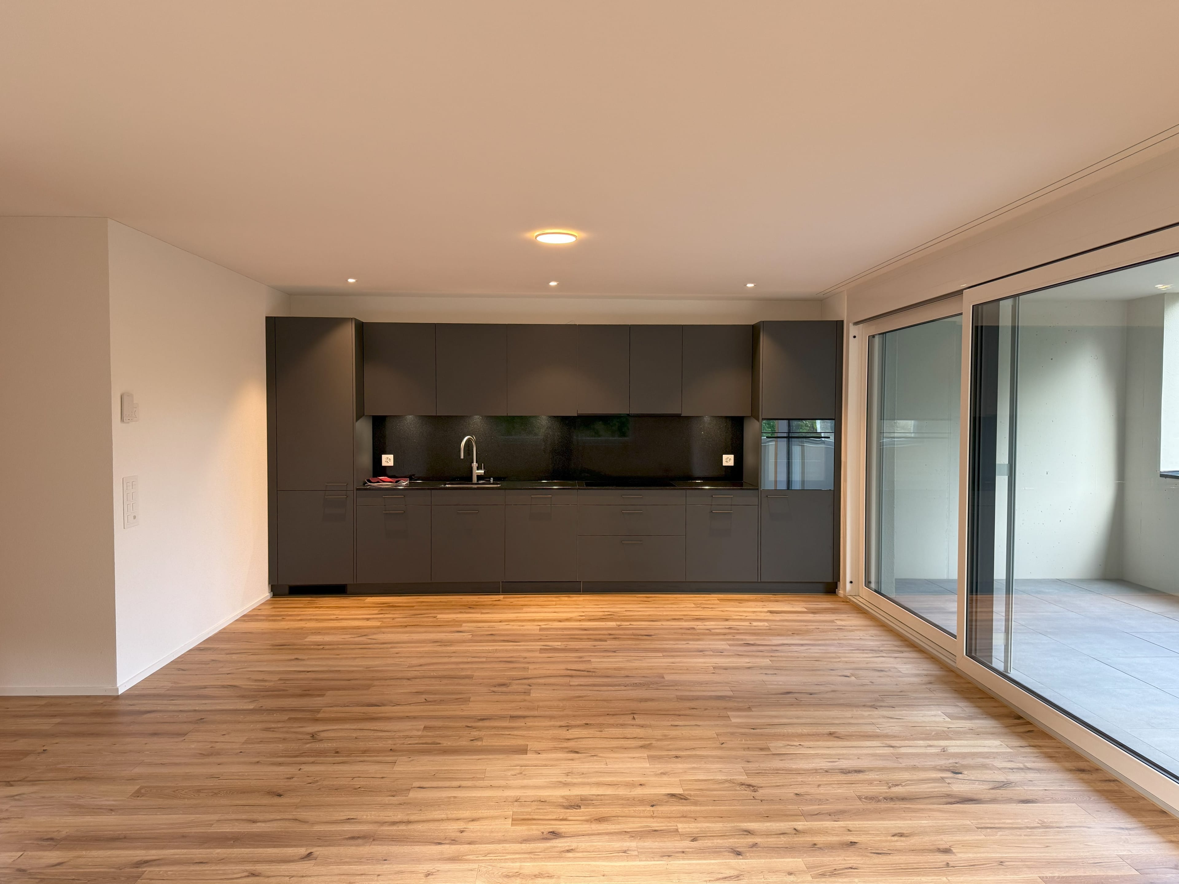 Erstbezug mit modernstem Komfort und stilvollem Ambiente - W14 - Bild 3