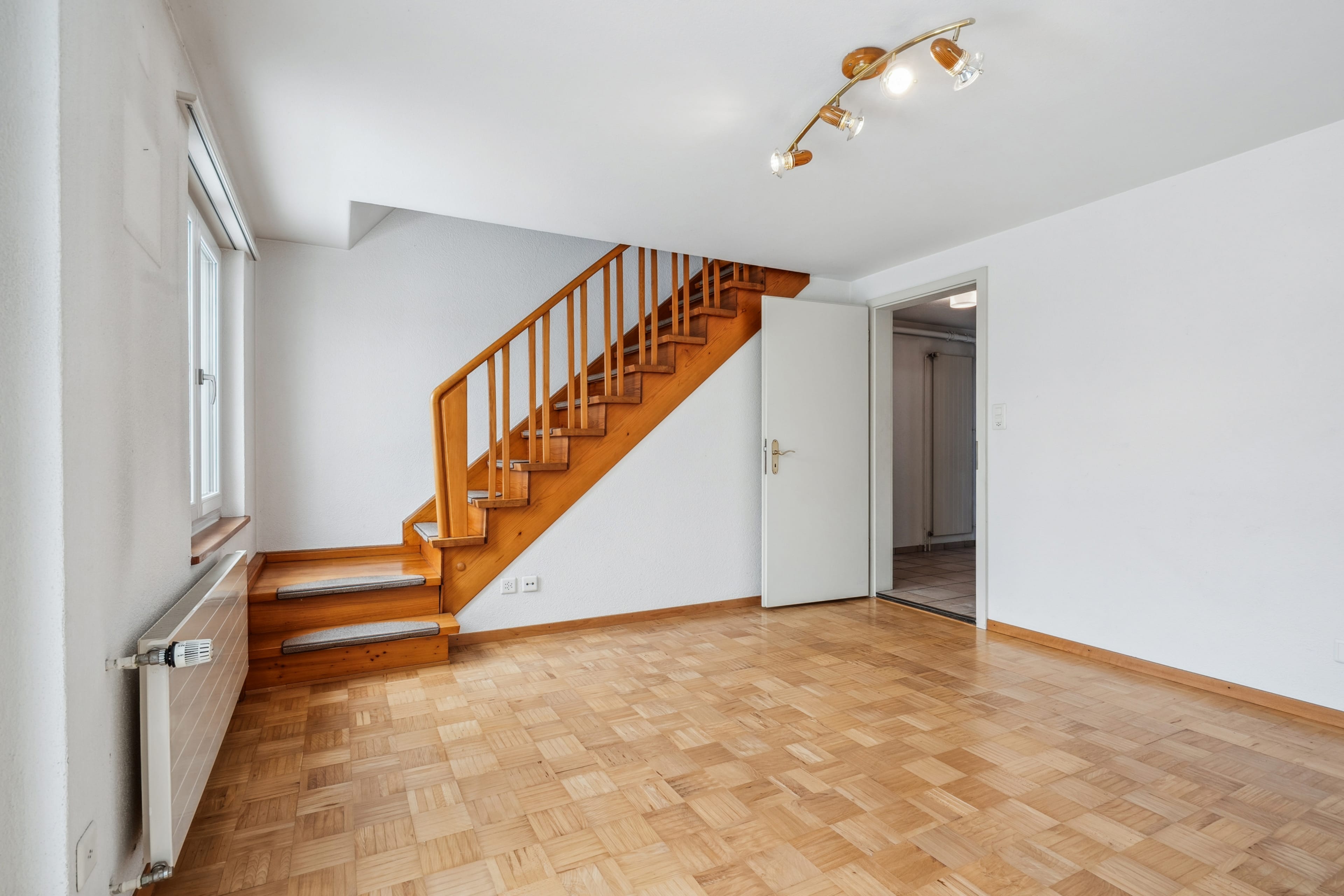 Charmantes 3.5-Zimmer-Reihenmittelhaus in Aarau Rohr - 8