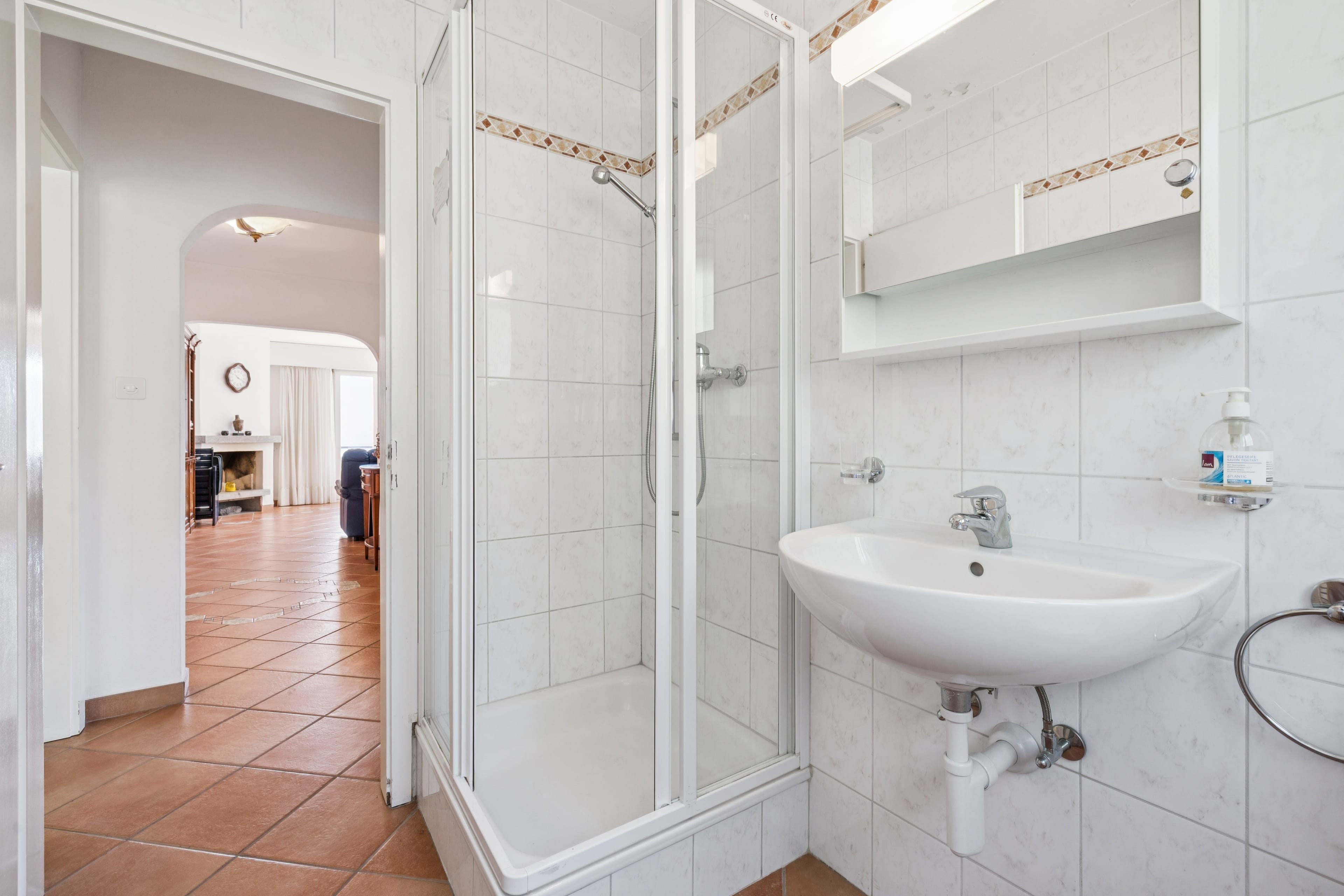 Charme trifft Panorama: 4.5-Zimmer-Wohnung mit Alpenblick - 14