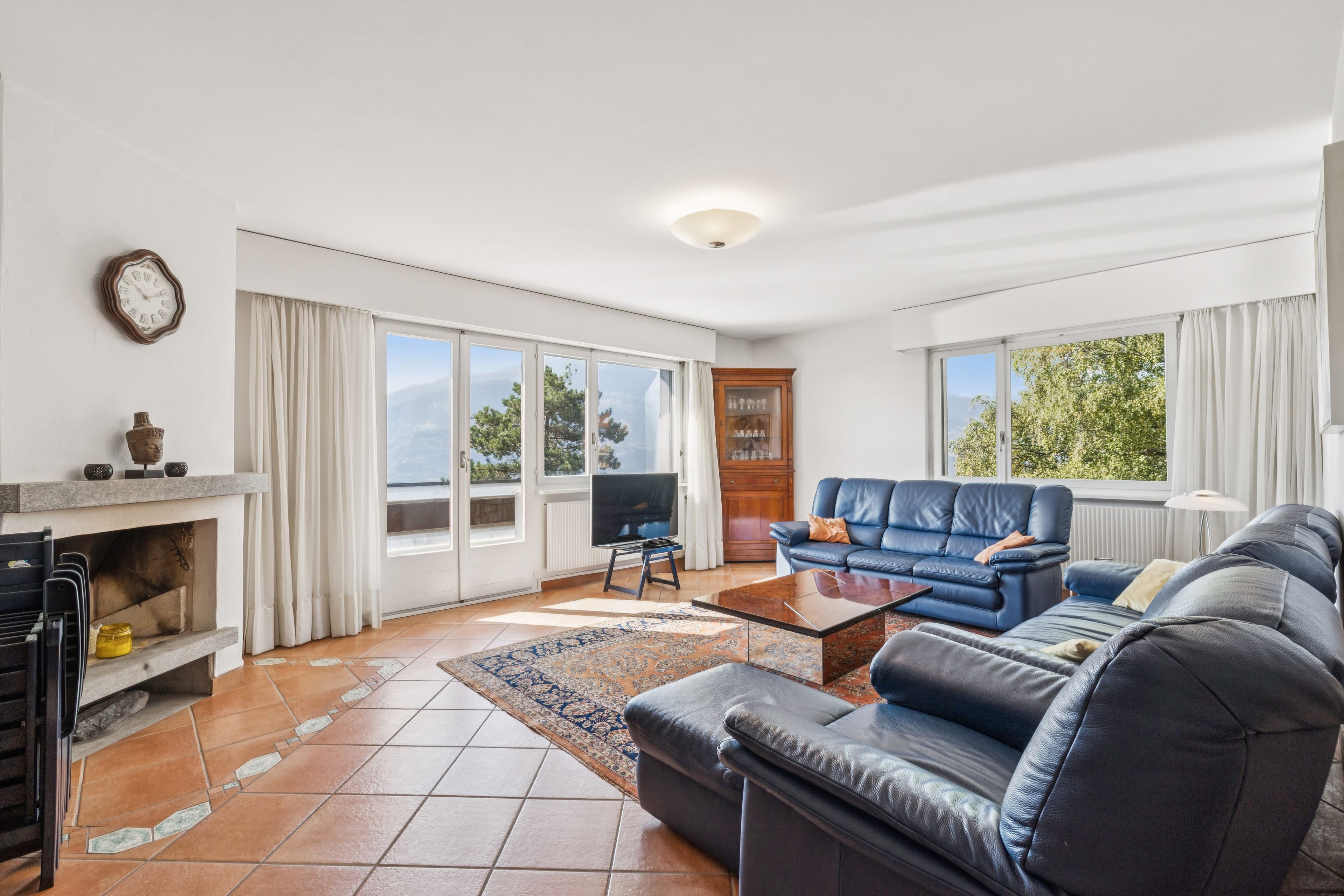 Charme trifft Panorama: 4.5-Zimmer-Wohnung mit Alpenblick - 3