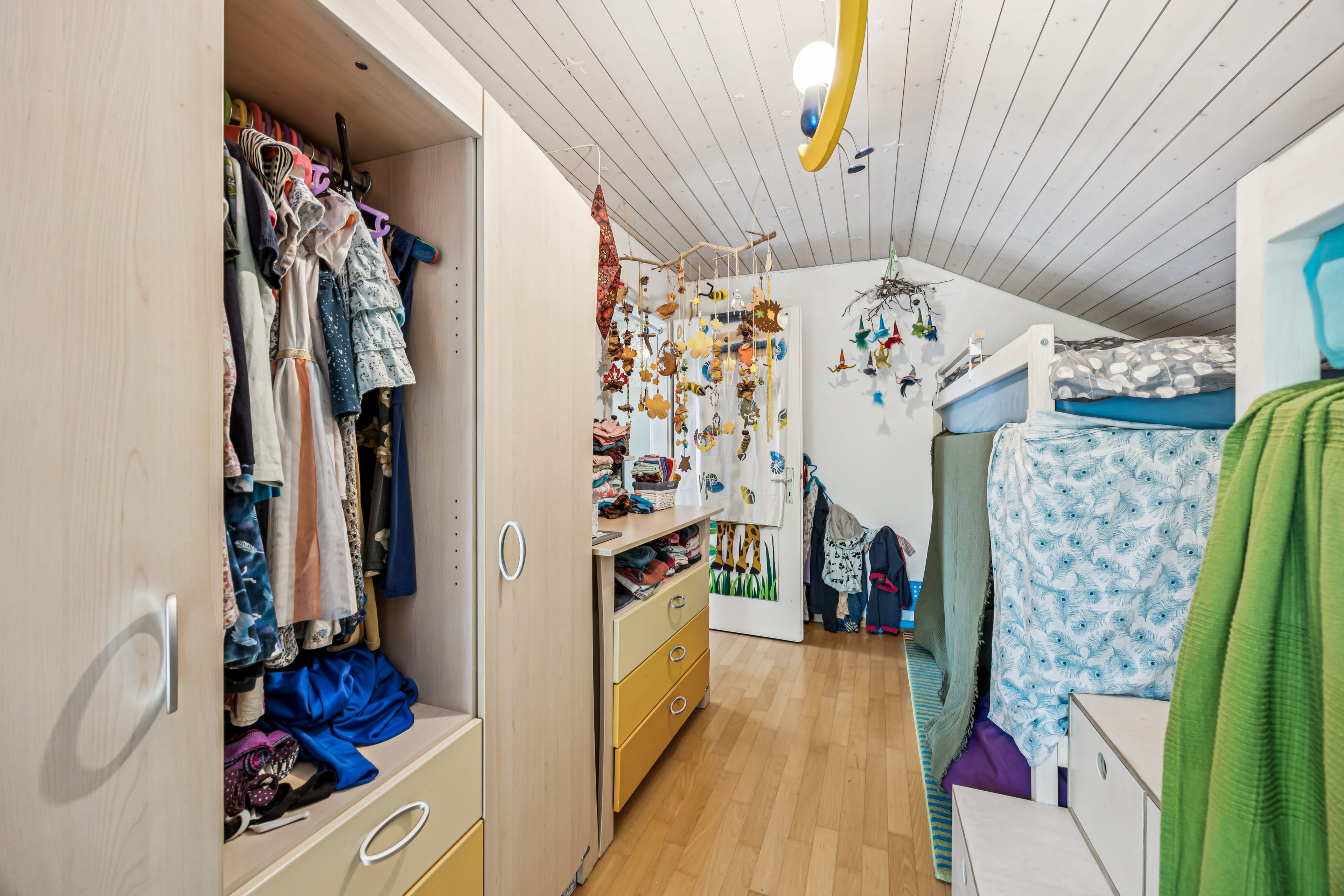 Familienfreundliches Haus mit grossem Gartenparadies - 12