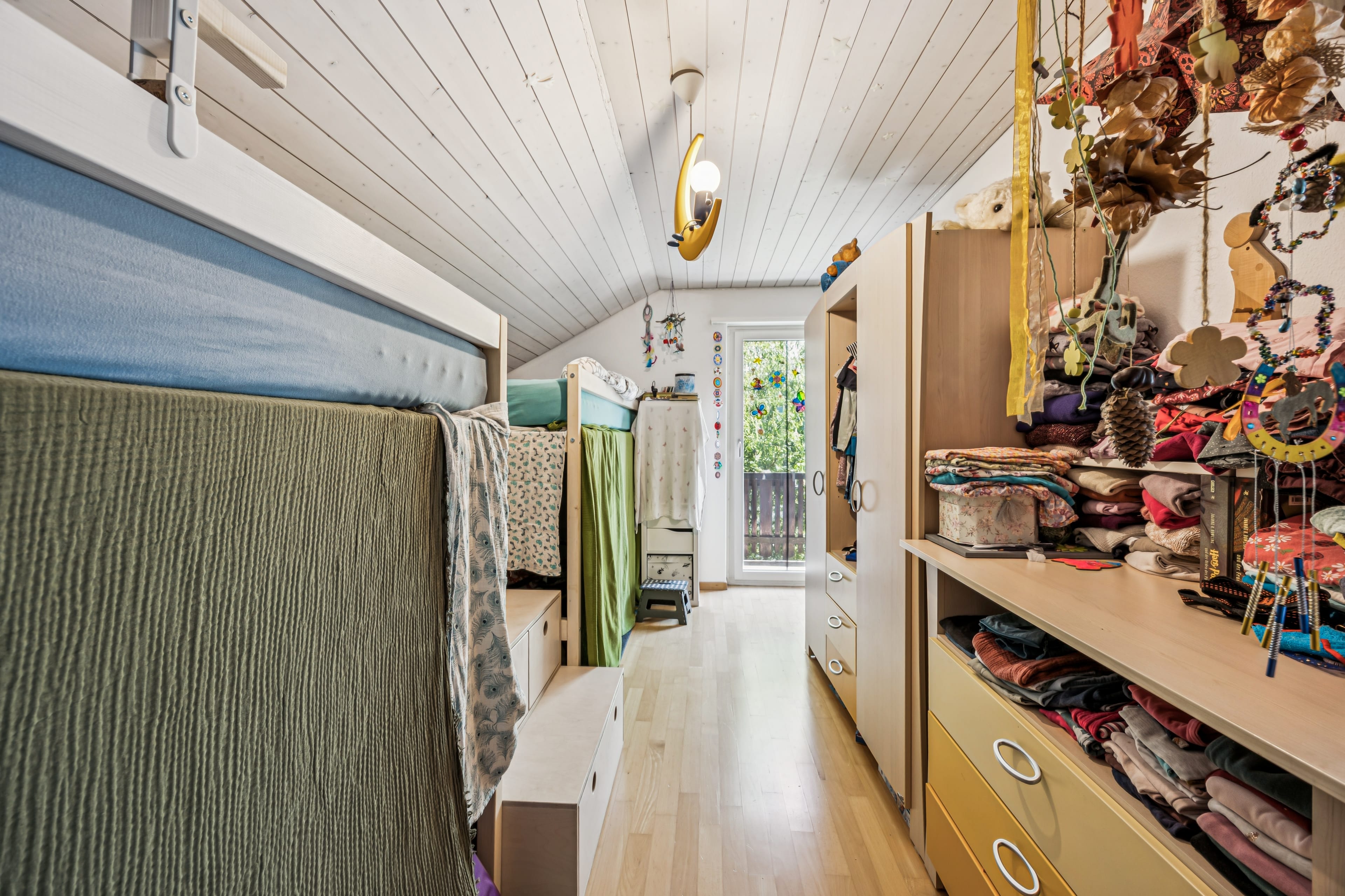 Familienfreundliches Haus mit grossem Gartenparadies - 10