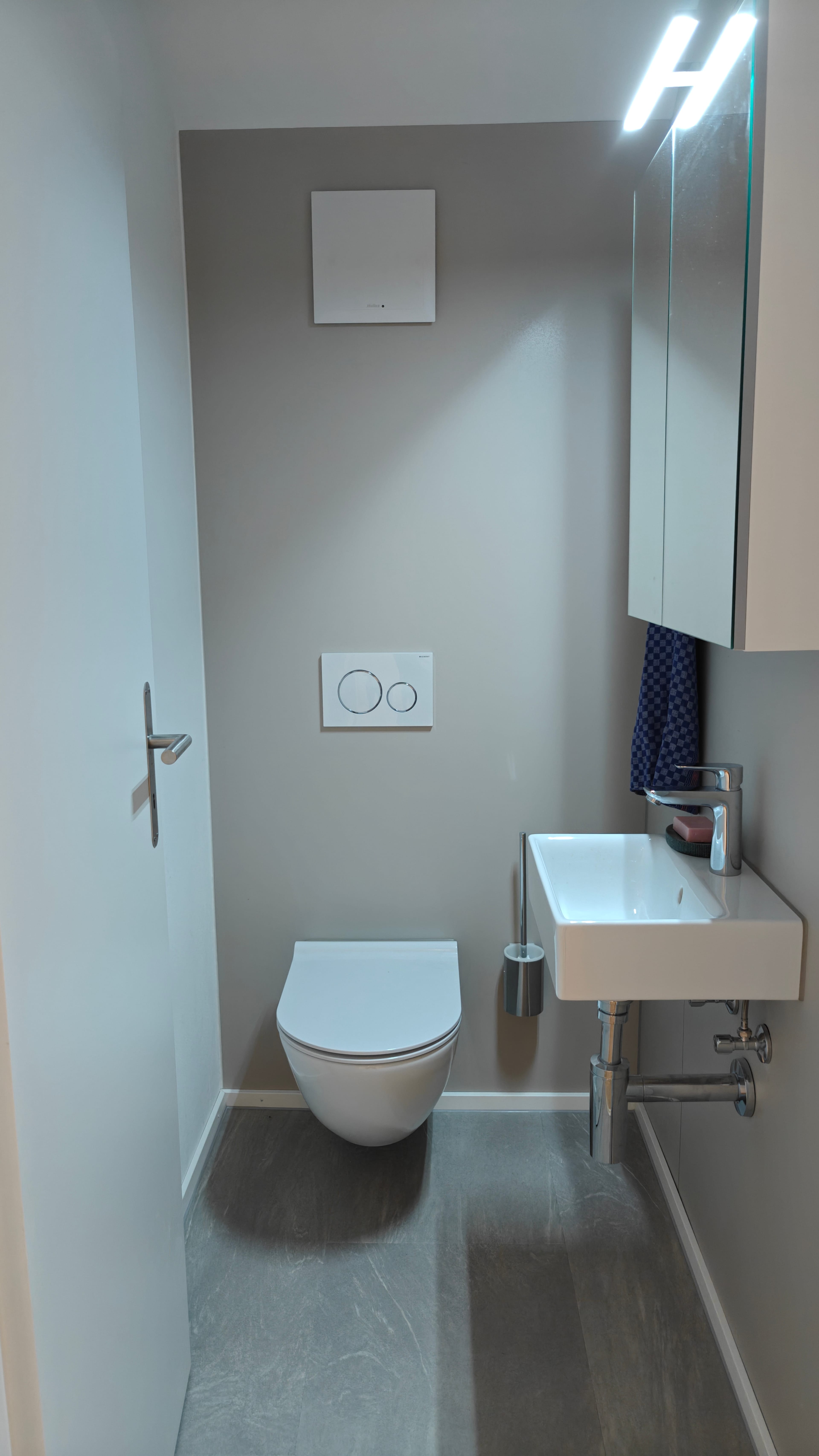 Moderne 3.5-Zimmer-Dachwohnung mit Bergsicht in Haag - Bild 5