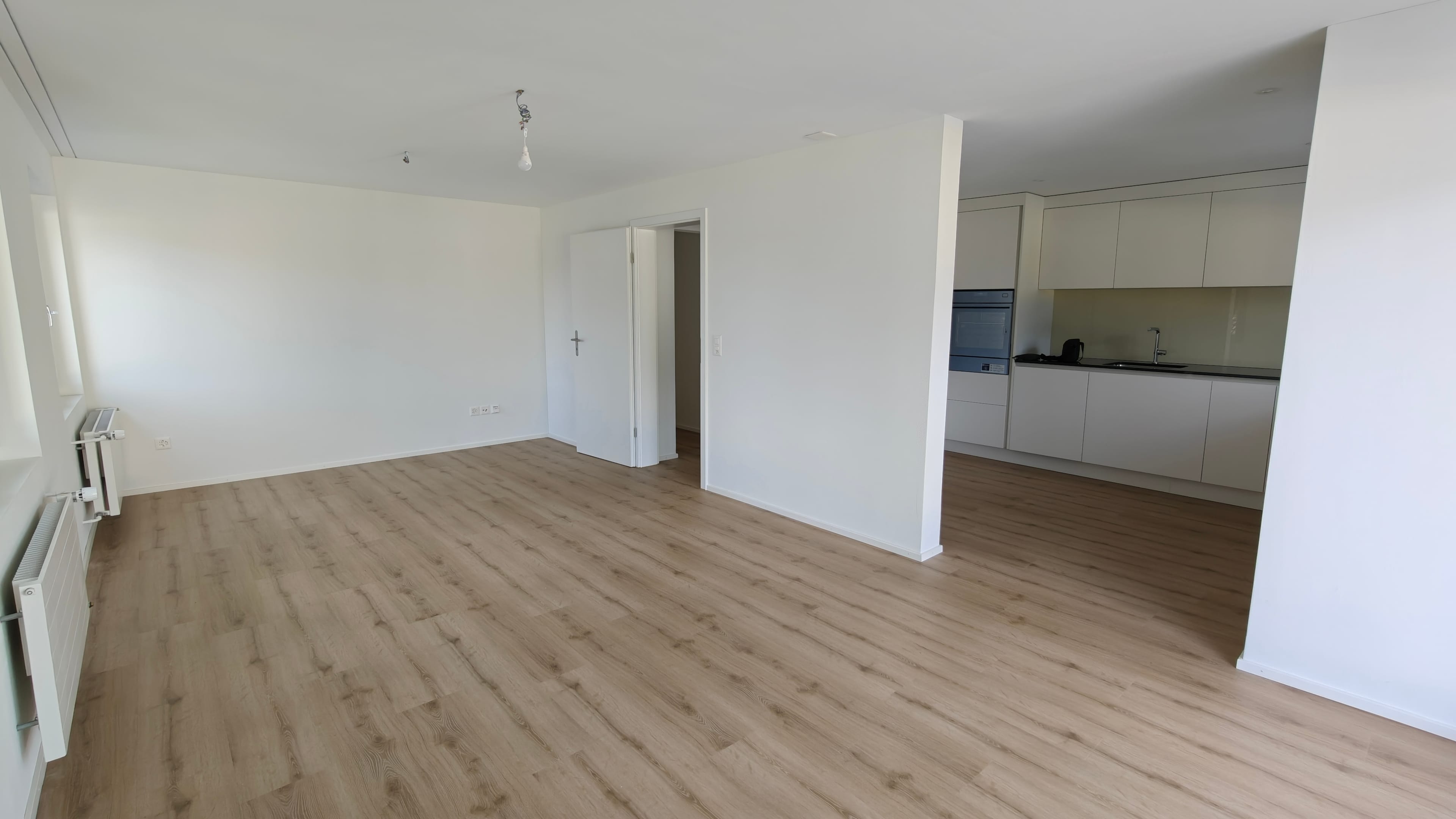Moderne 3.5-Zimmer-Dachwohnung mit Bergsicht in Haag - Bild 4