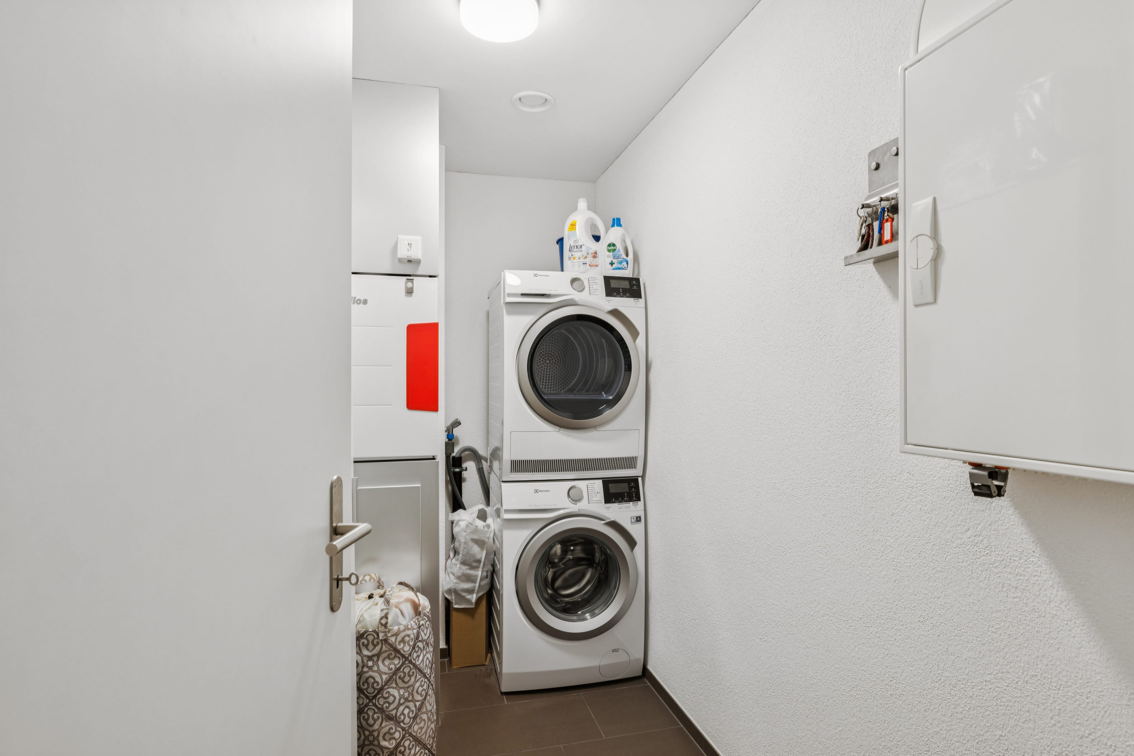 Elegantes Wohnen im Grünen: 4.5-Zimmerwohnung in Künten - 17