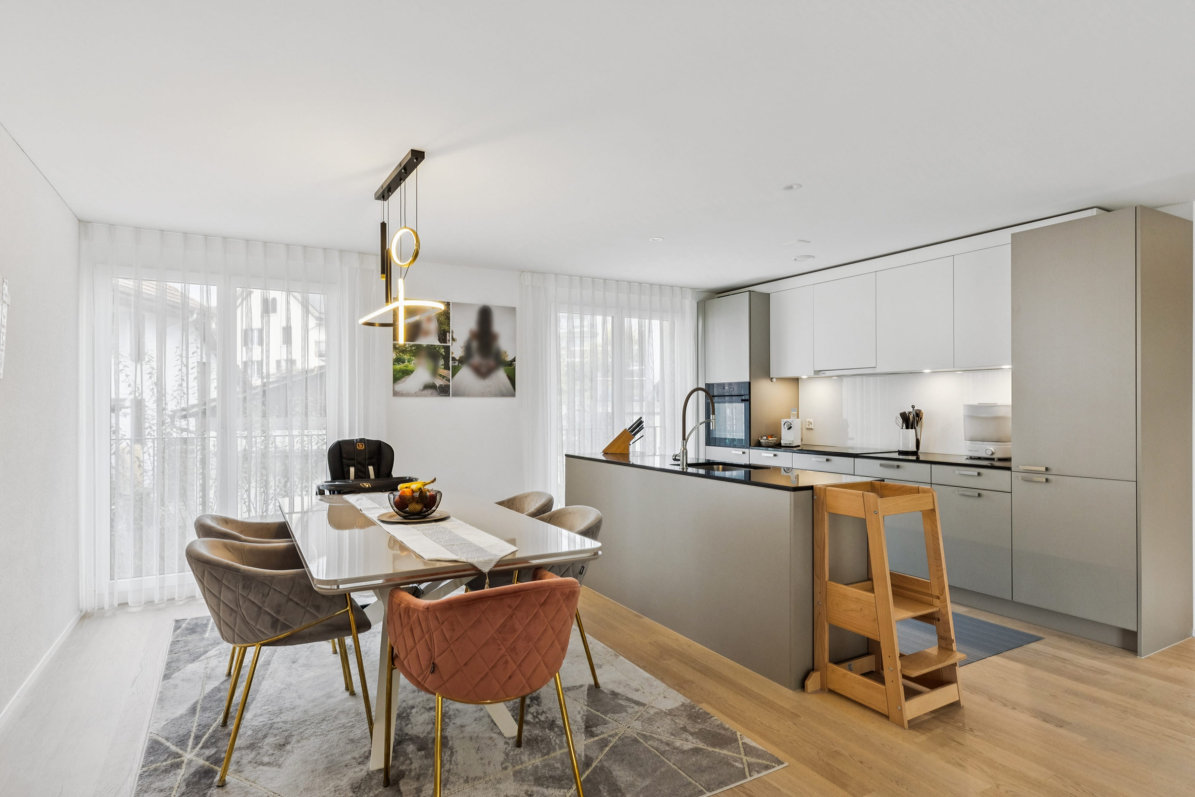 Elegantes Wohnen im Grünen: 4.5-Zimmerwohnung in Künten - Bild 5