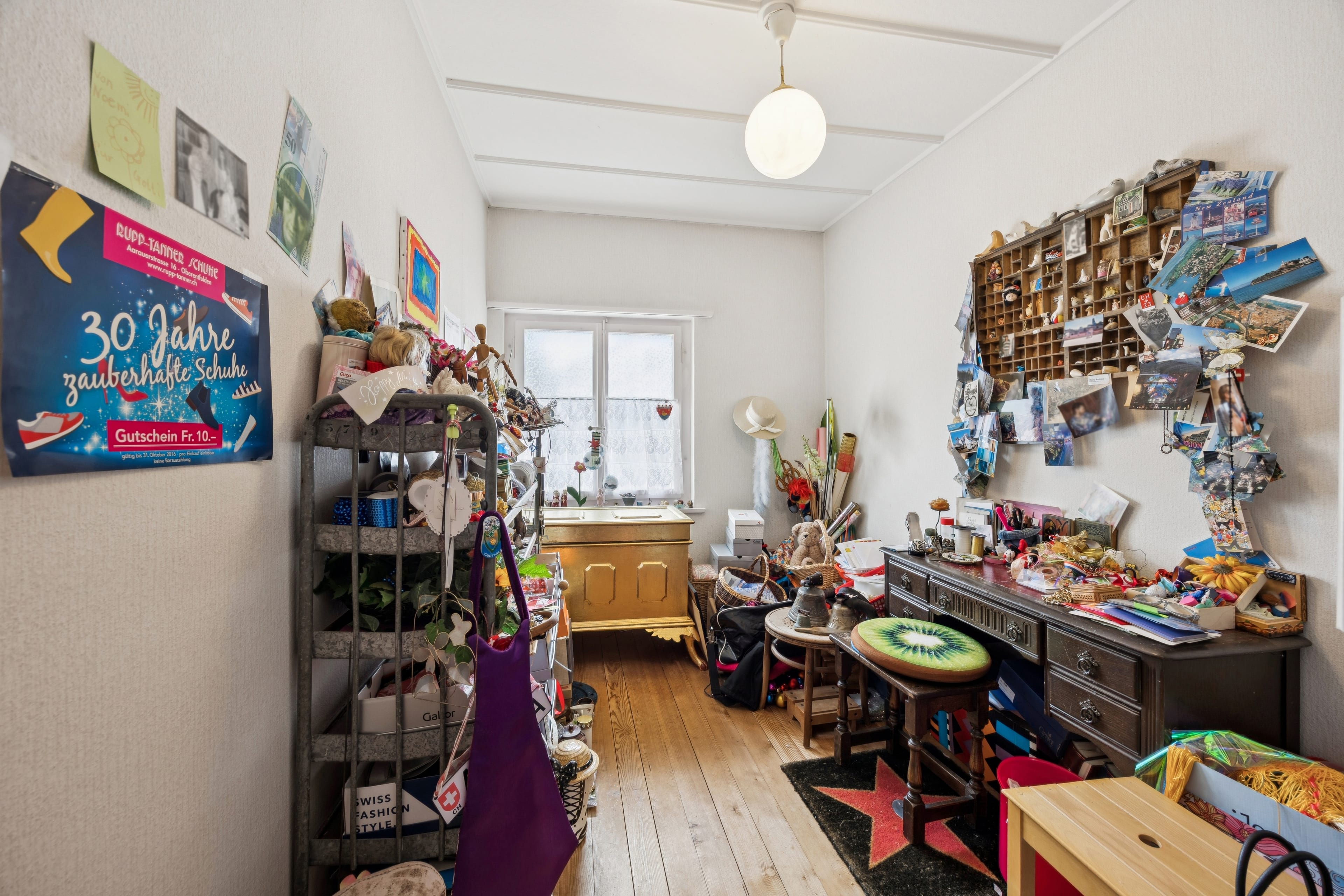 Vielseitiges Wohn- und Geschäftshaus - Oberentfelden, 10 Zimmer - 25