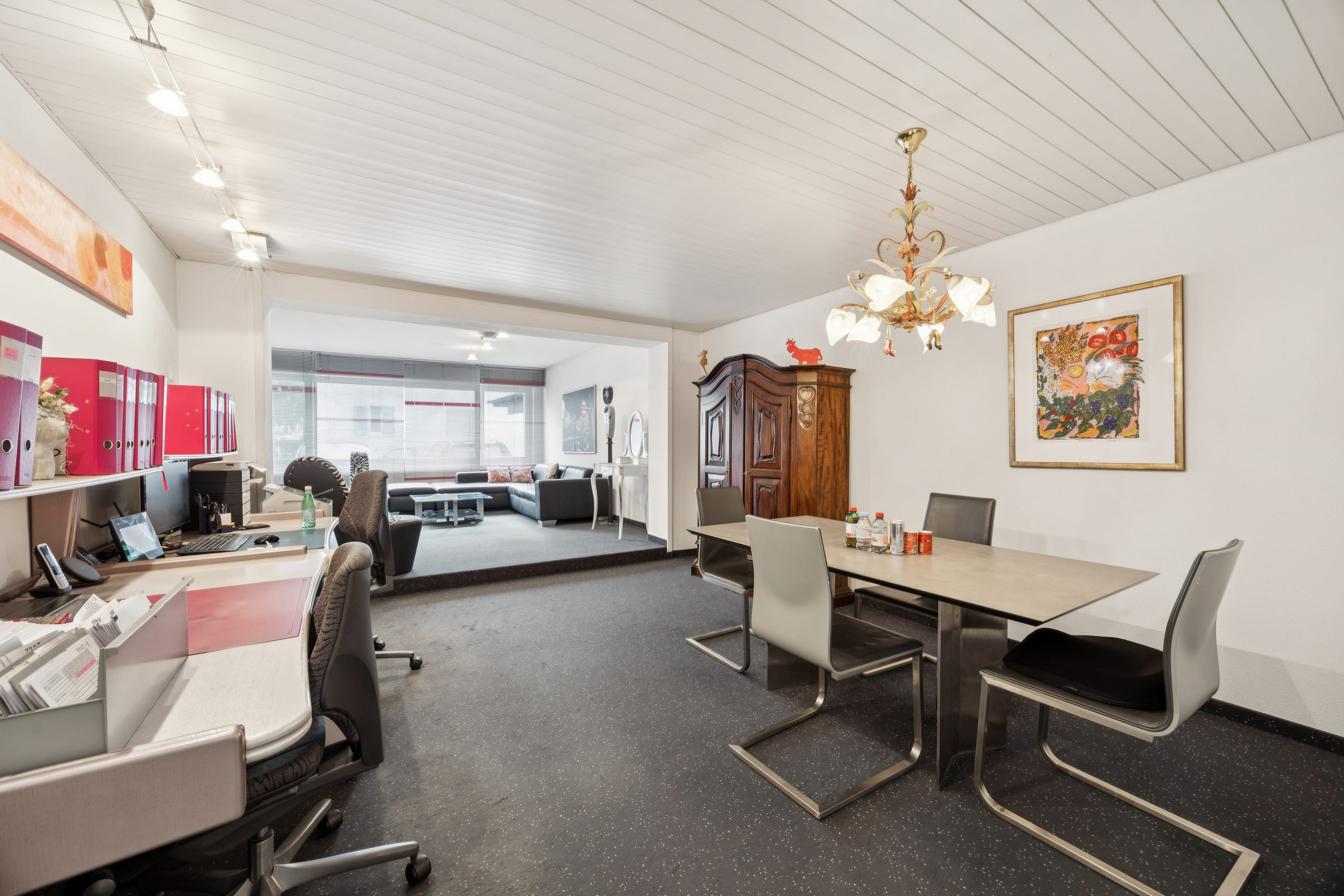 Vielseitiges Wohn- und Geschäftshaus - Oberentfelden, 10 Zimmer - Bild 5