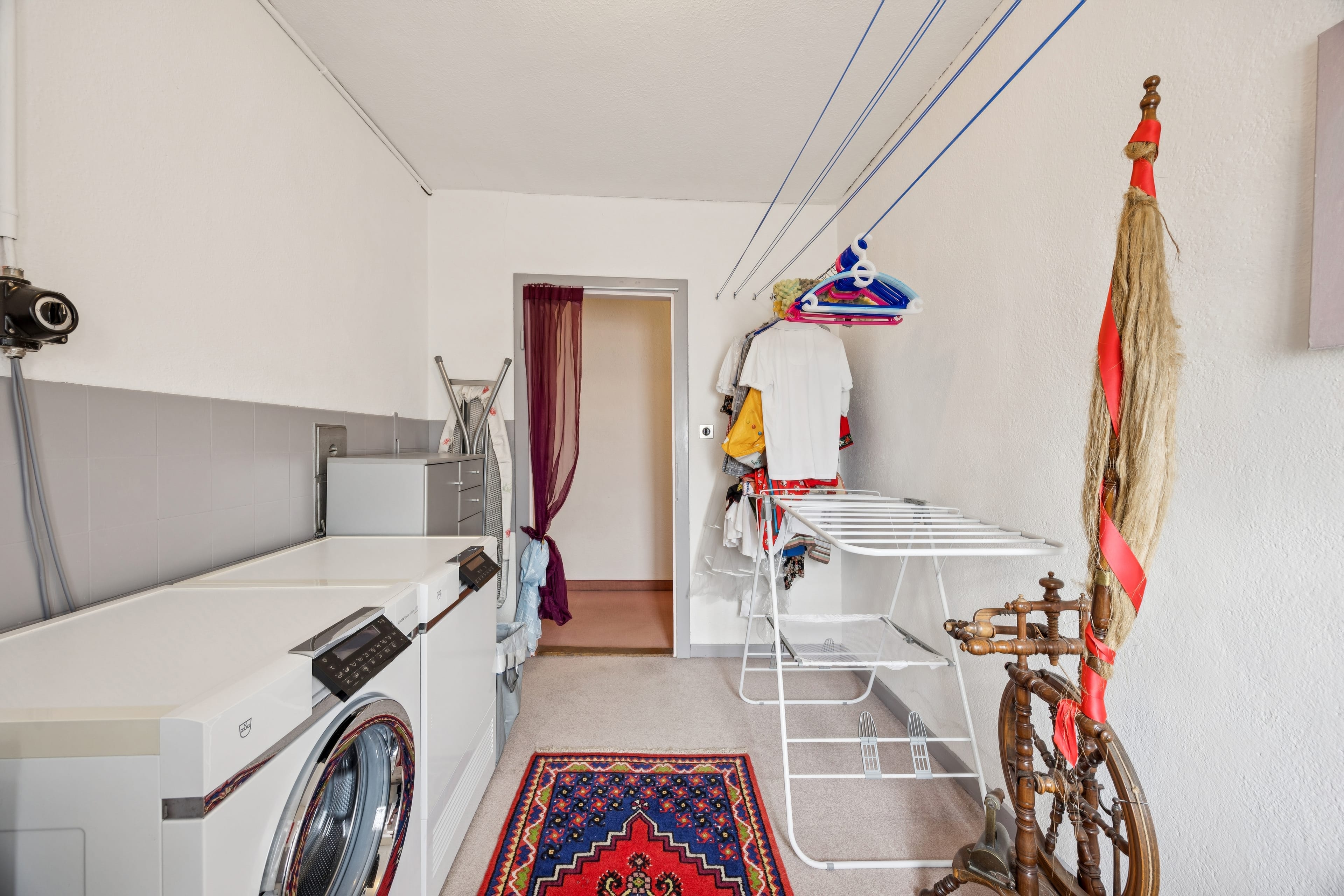 Vielseitiges Wohn- und Geschäftshaus - Oberentfelden, 10 Zimmer - 28