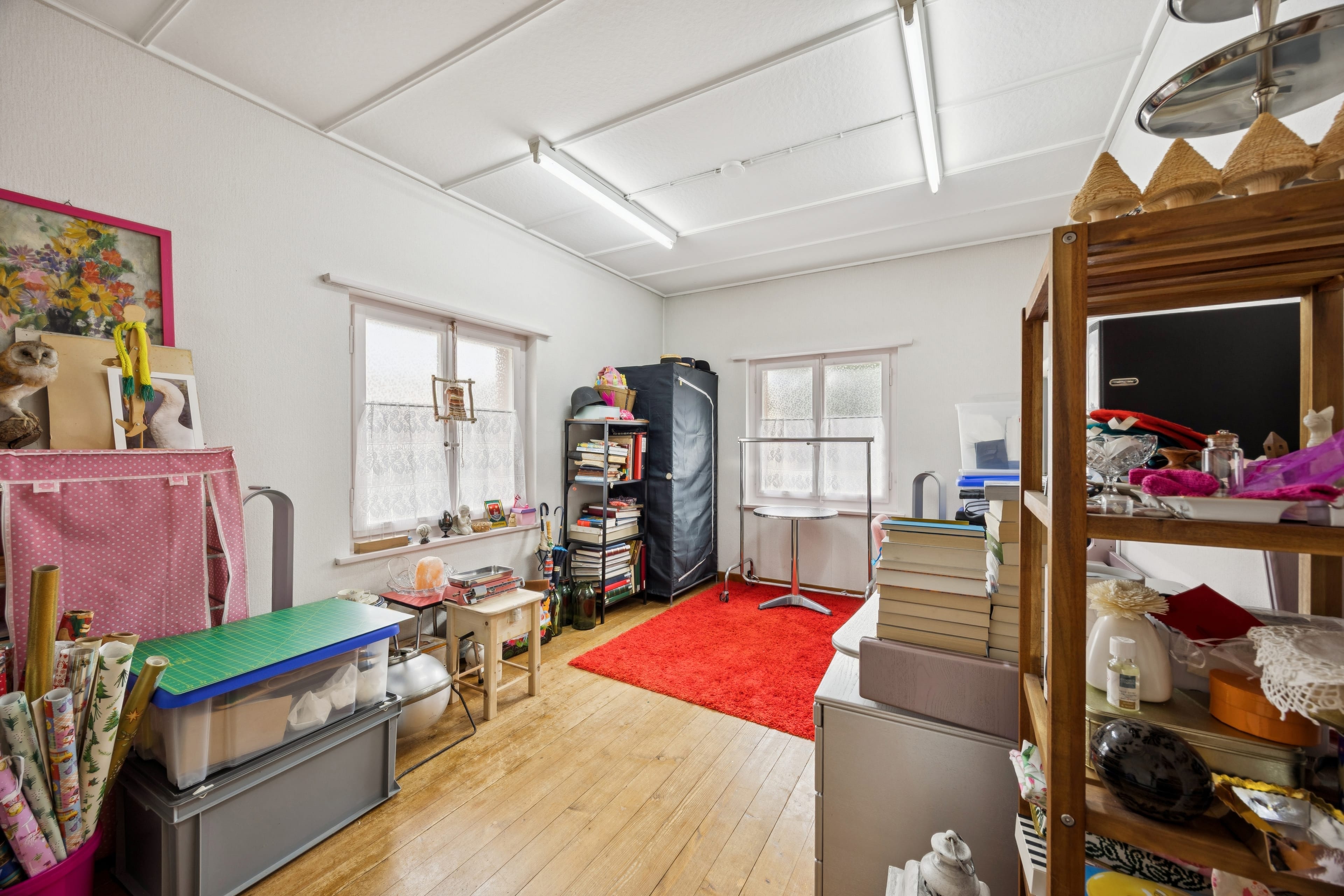 Vielseitiges Wohn- und Geschäftshaus - Oberentfelden, 10 Zimmer - 24