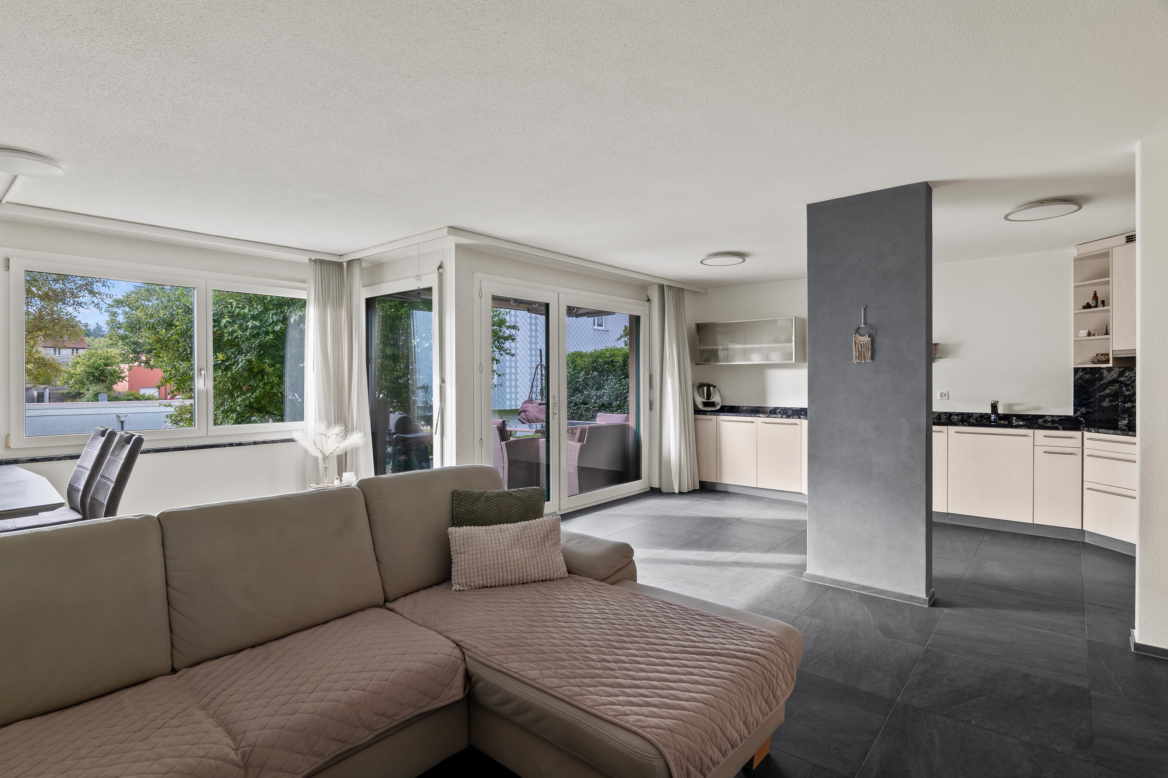 4,5 Zimmer Parterrewohnung - Bild 5
