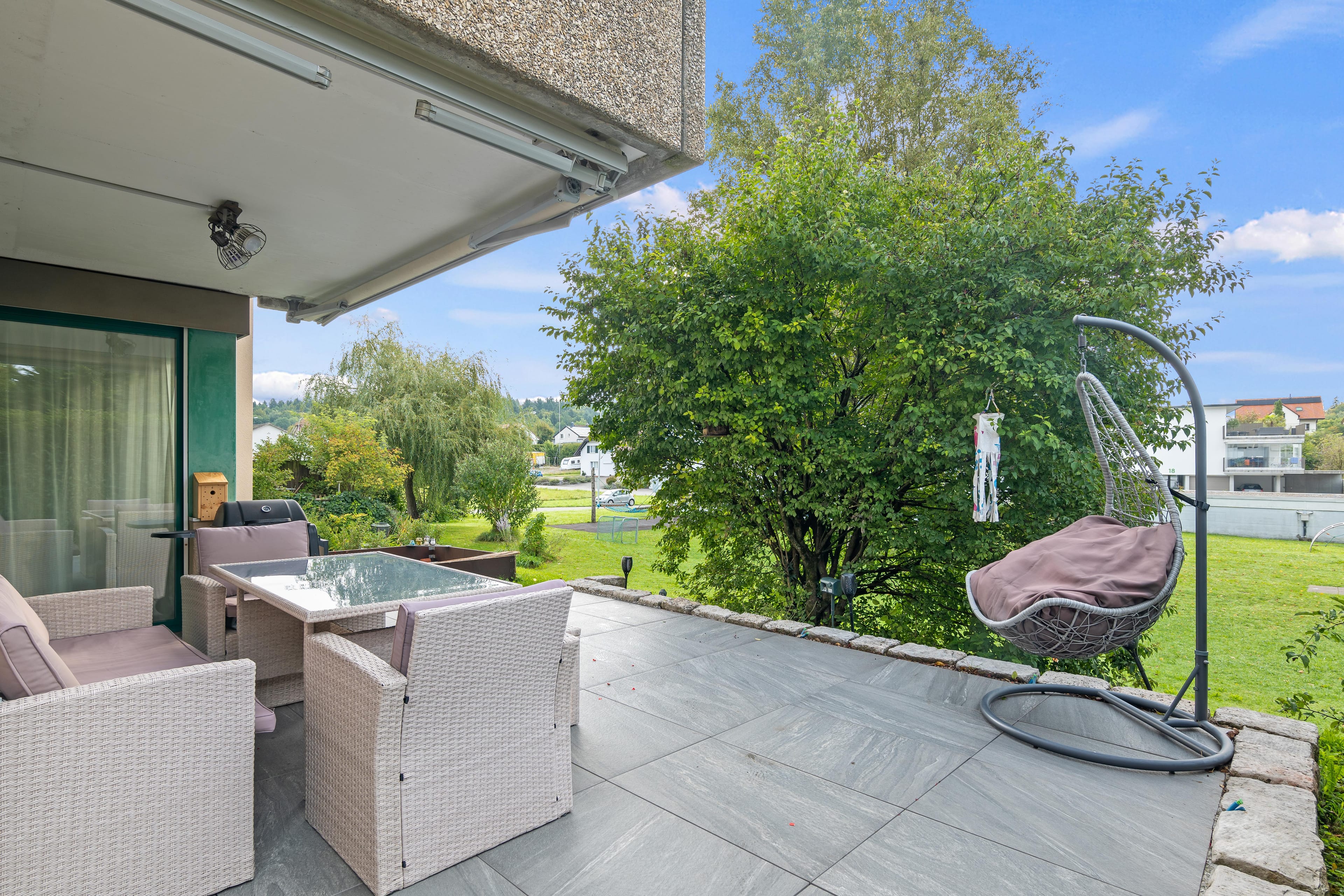 4,5 Zimmer Parterrewohnung - Bild 2