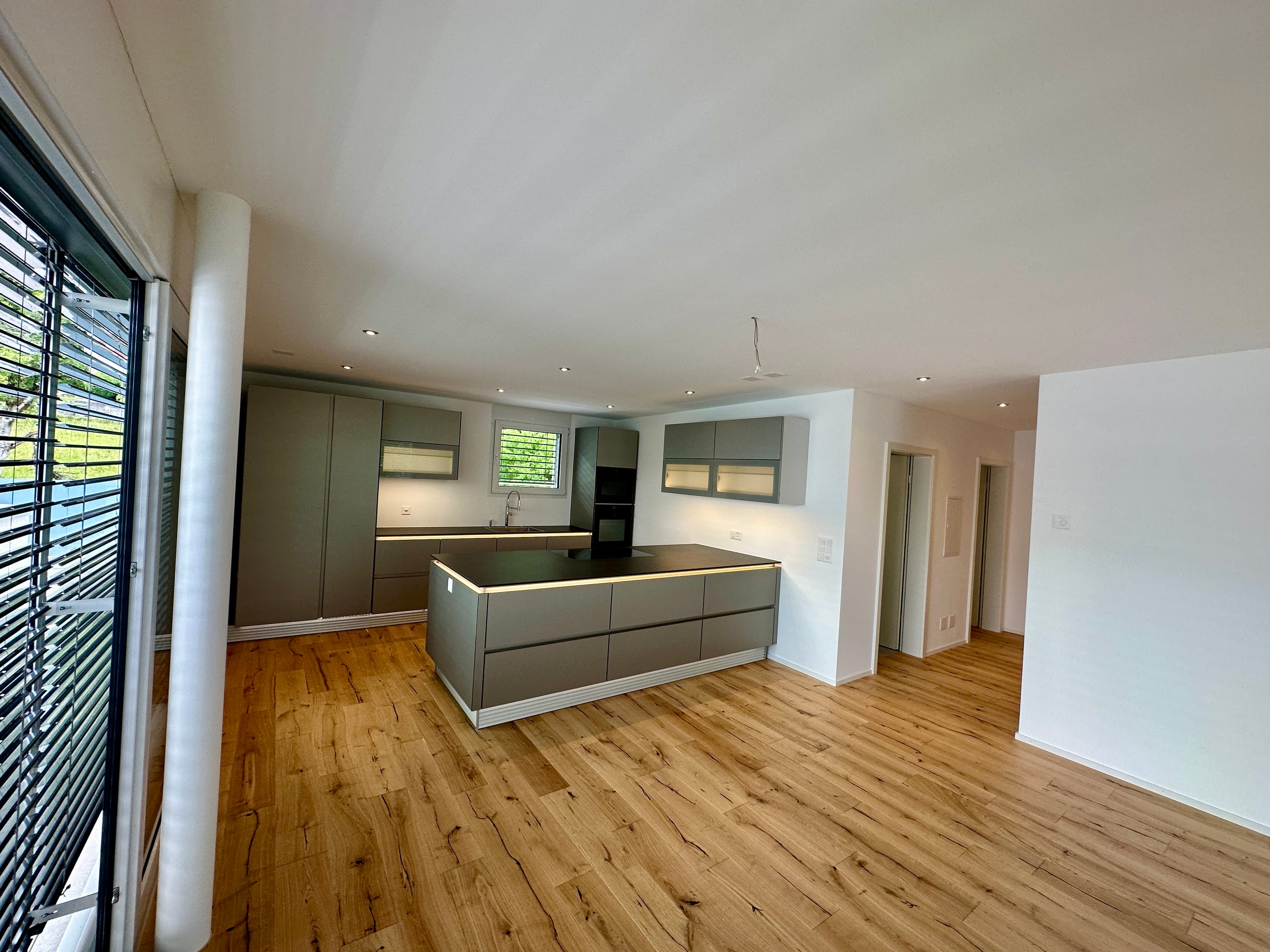 Luxuriöse Attika Wohnung - 3